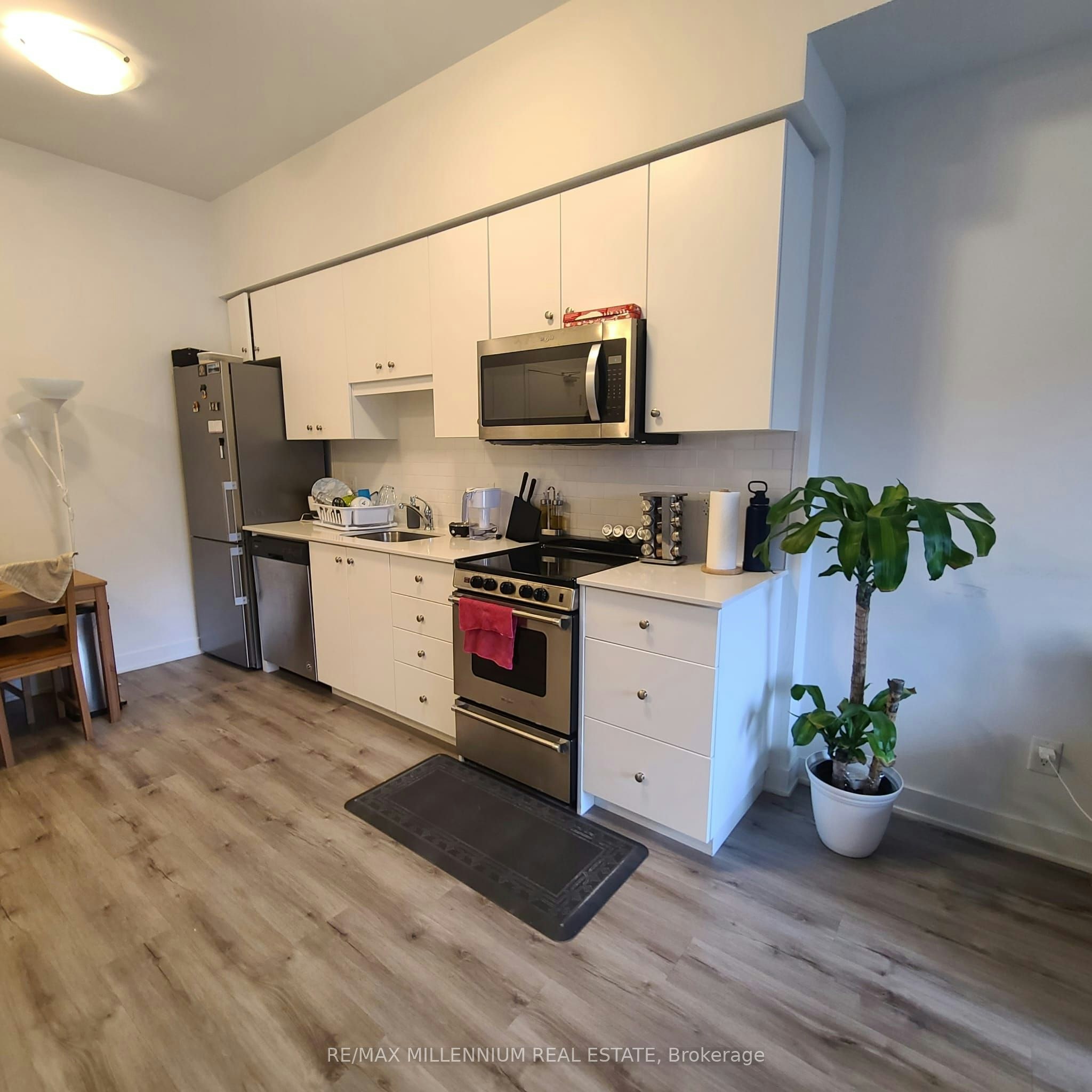 130-110 Fergus Avenue, Kitchener, ON, N2A 0K9 - 2