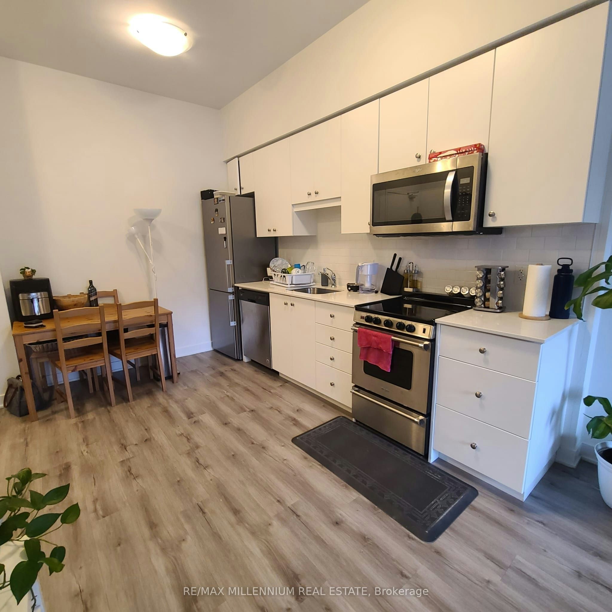 130-110 Fergus Avenue, Kitchener, ON, N2A 0K9 - 3