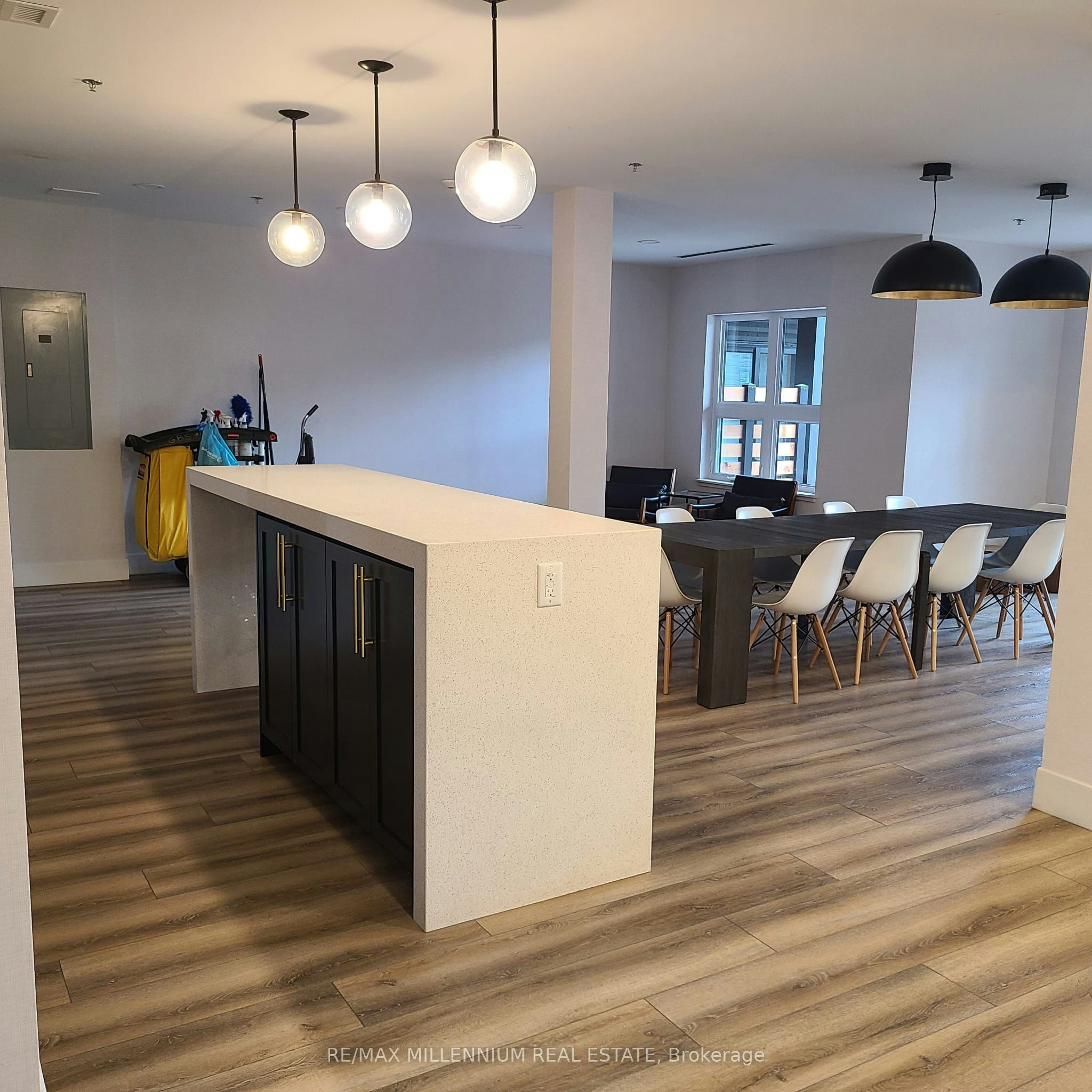 130-110 Fergus Avenue, Kitchener, ON, N2A 0K9 - 8