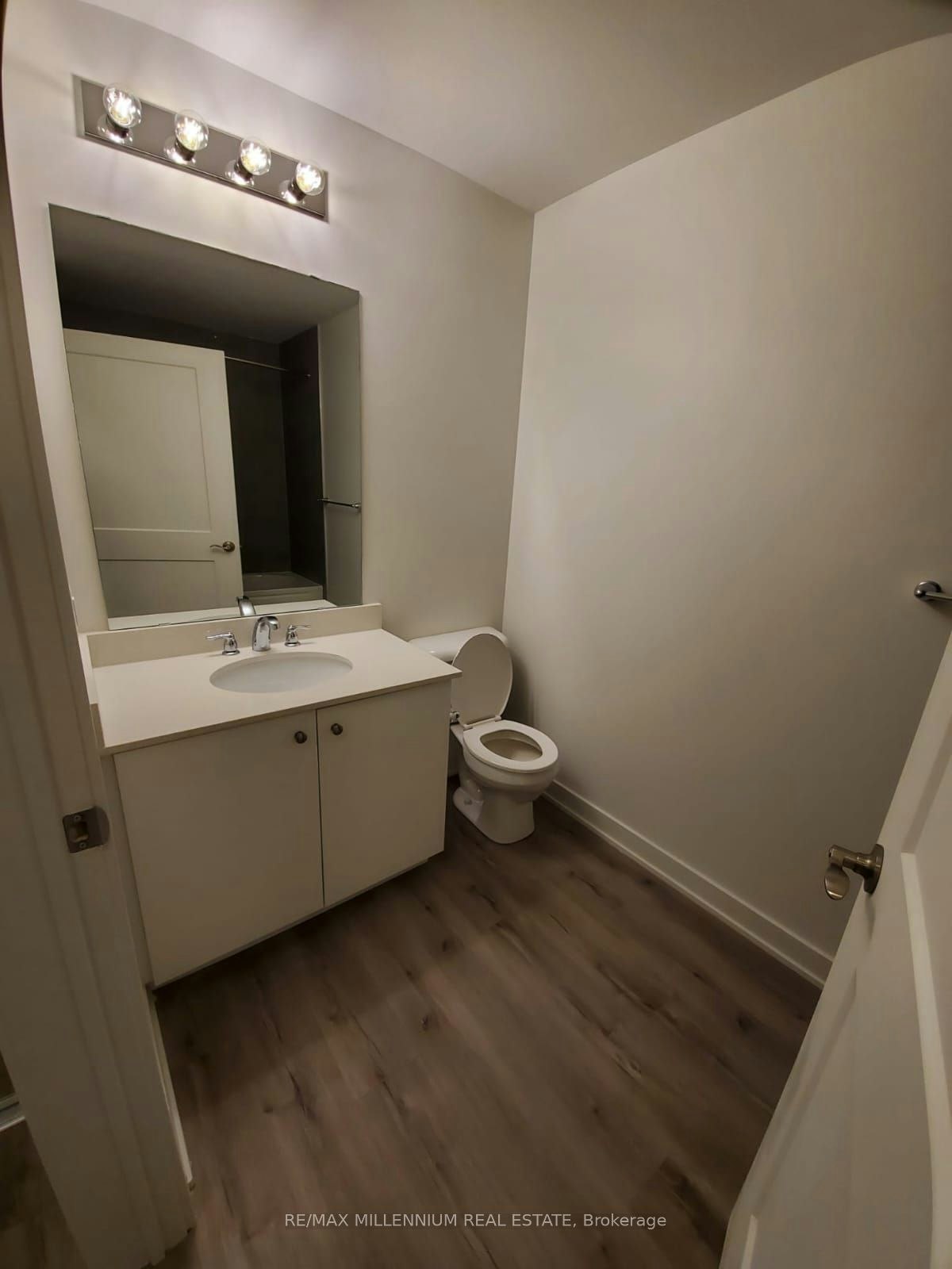 130-110 Fergus Avenue, Kitchener, ON, N2A 0K9 - 10