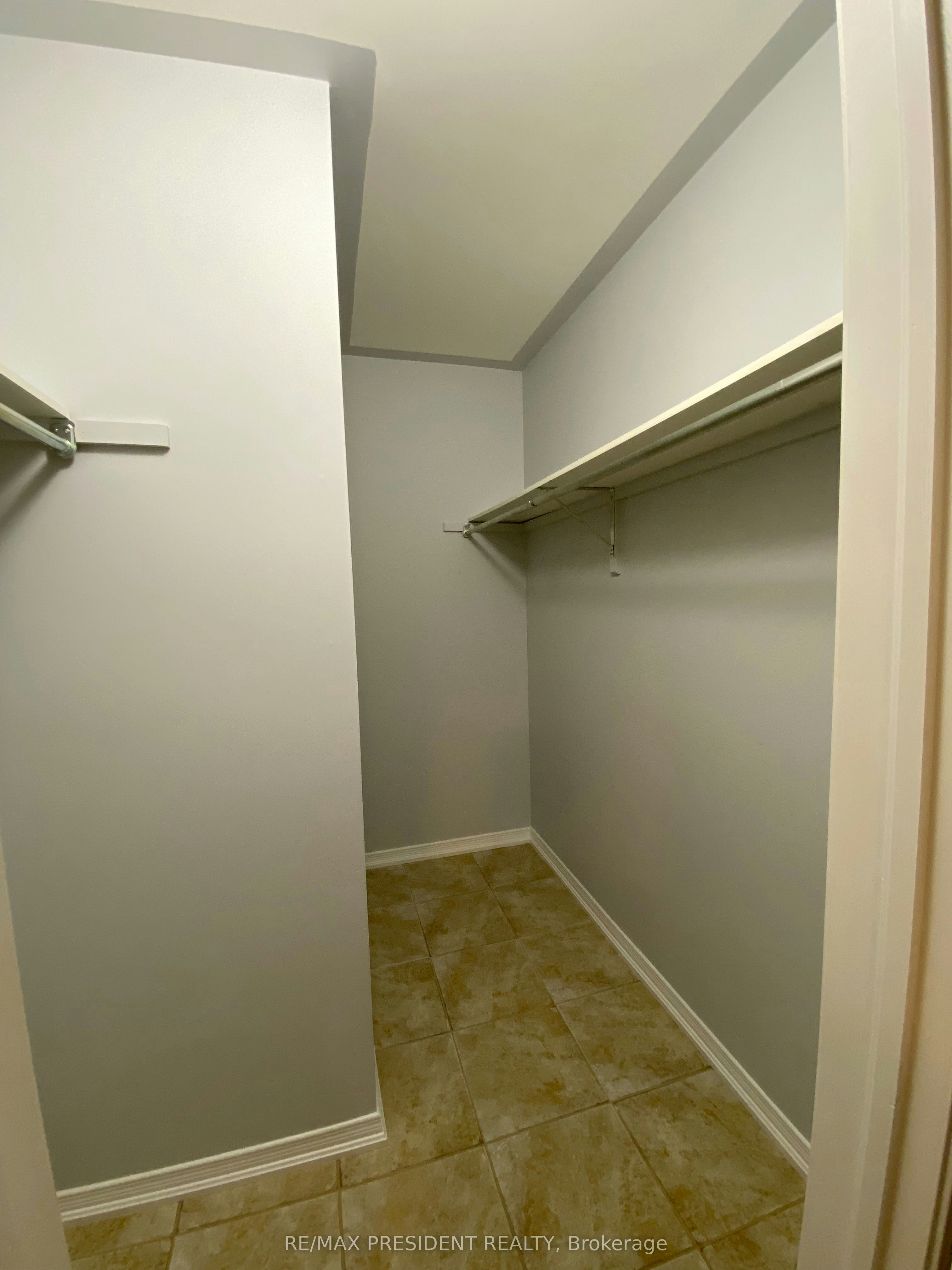 4-897 Stone Church Road E, Hamilton, ON, L8W 1B2 - 8
