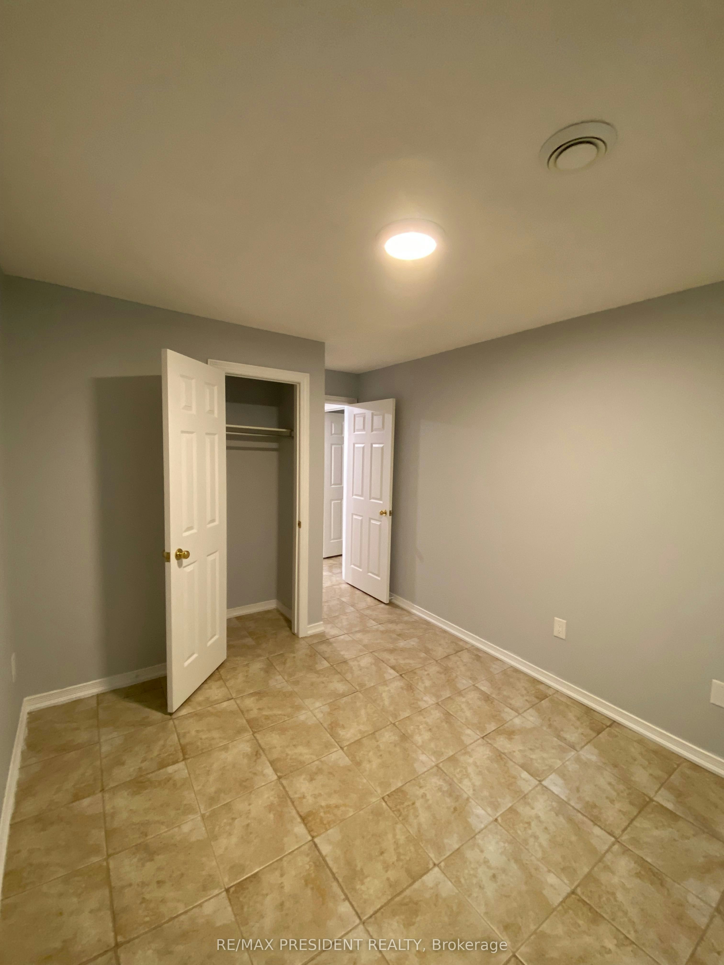 4-897 Stone Church Road E, Hamilton, ON, L8W 1B2 - 12