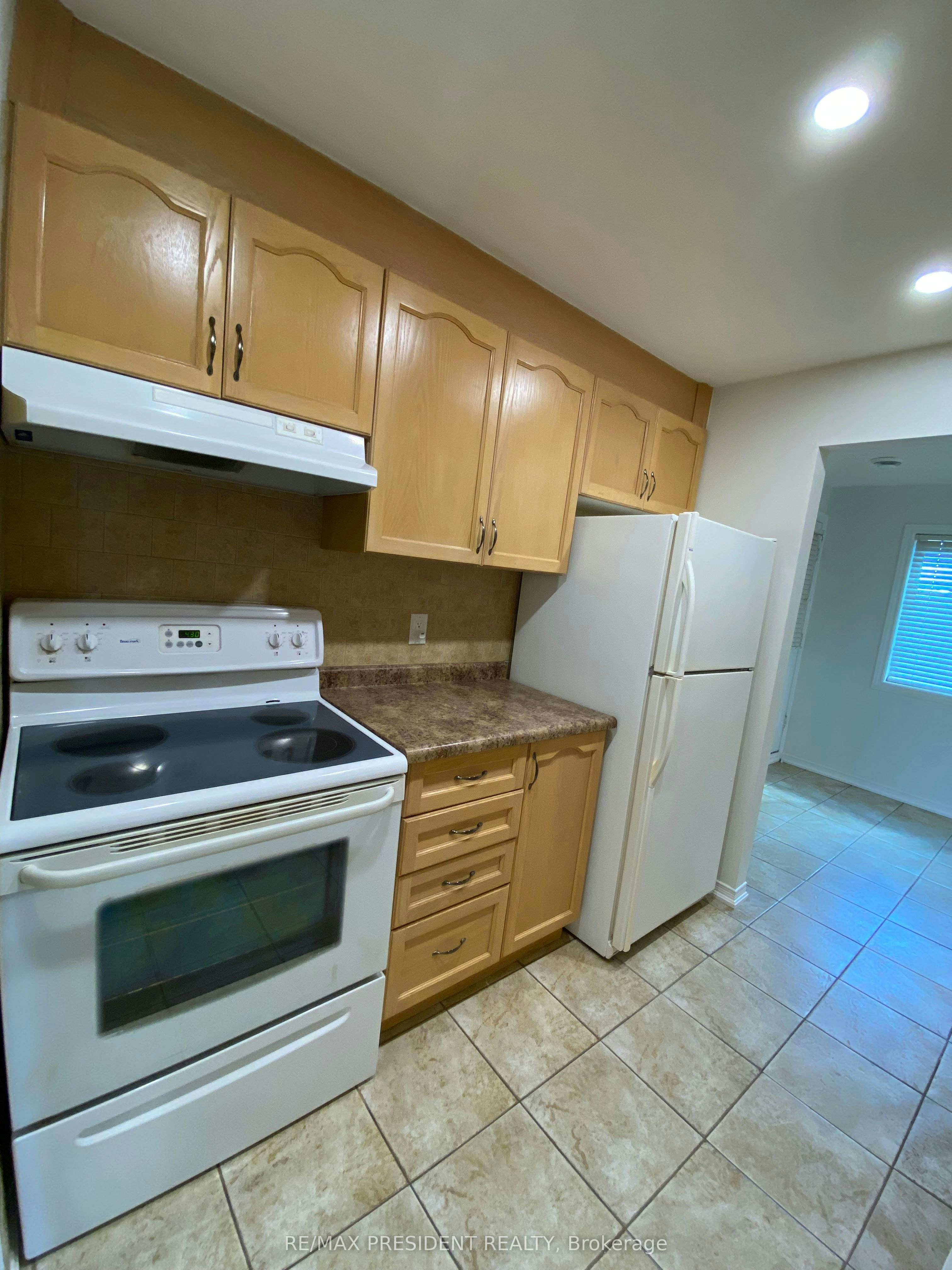 4-897 Stone Church Road E, Hamilton, ON, L8W 1B2 - 5