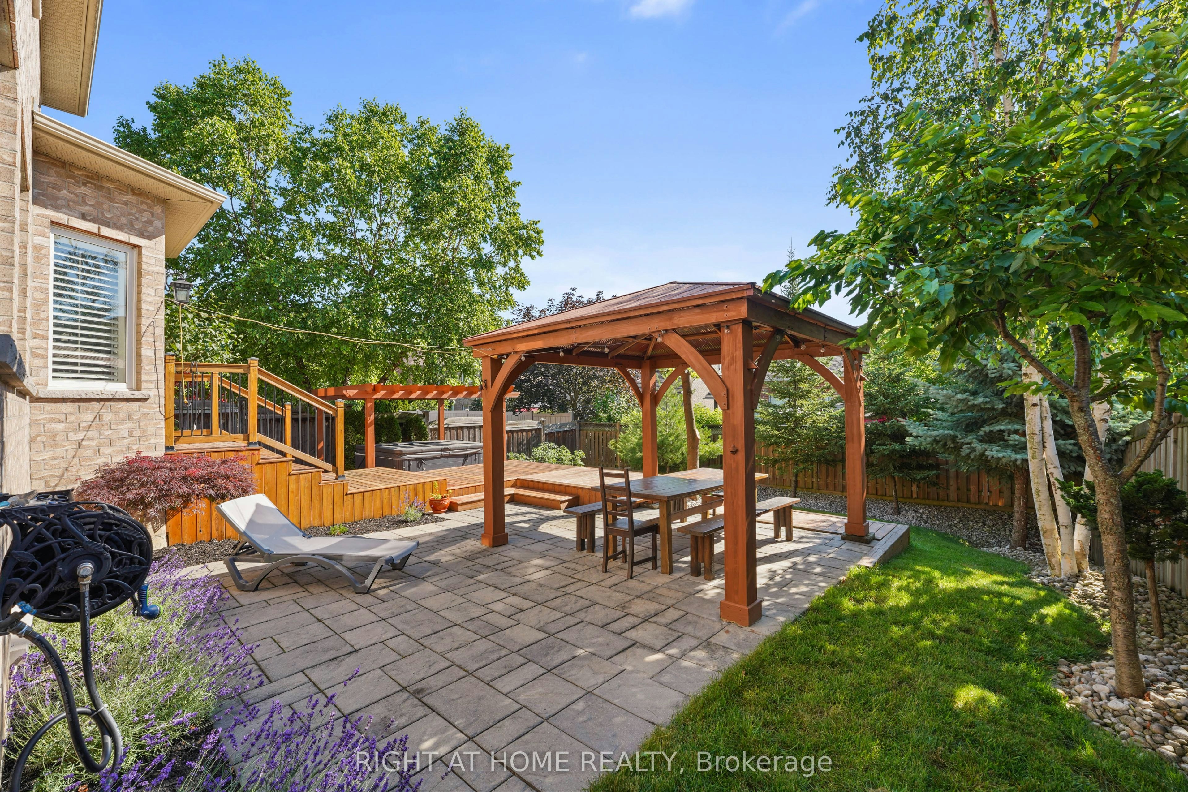 87 Newcombe Road N, Hamilton, ON, L9H 0A6 - 27