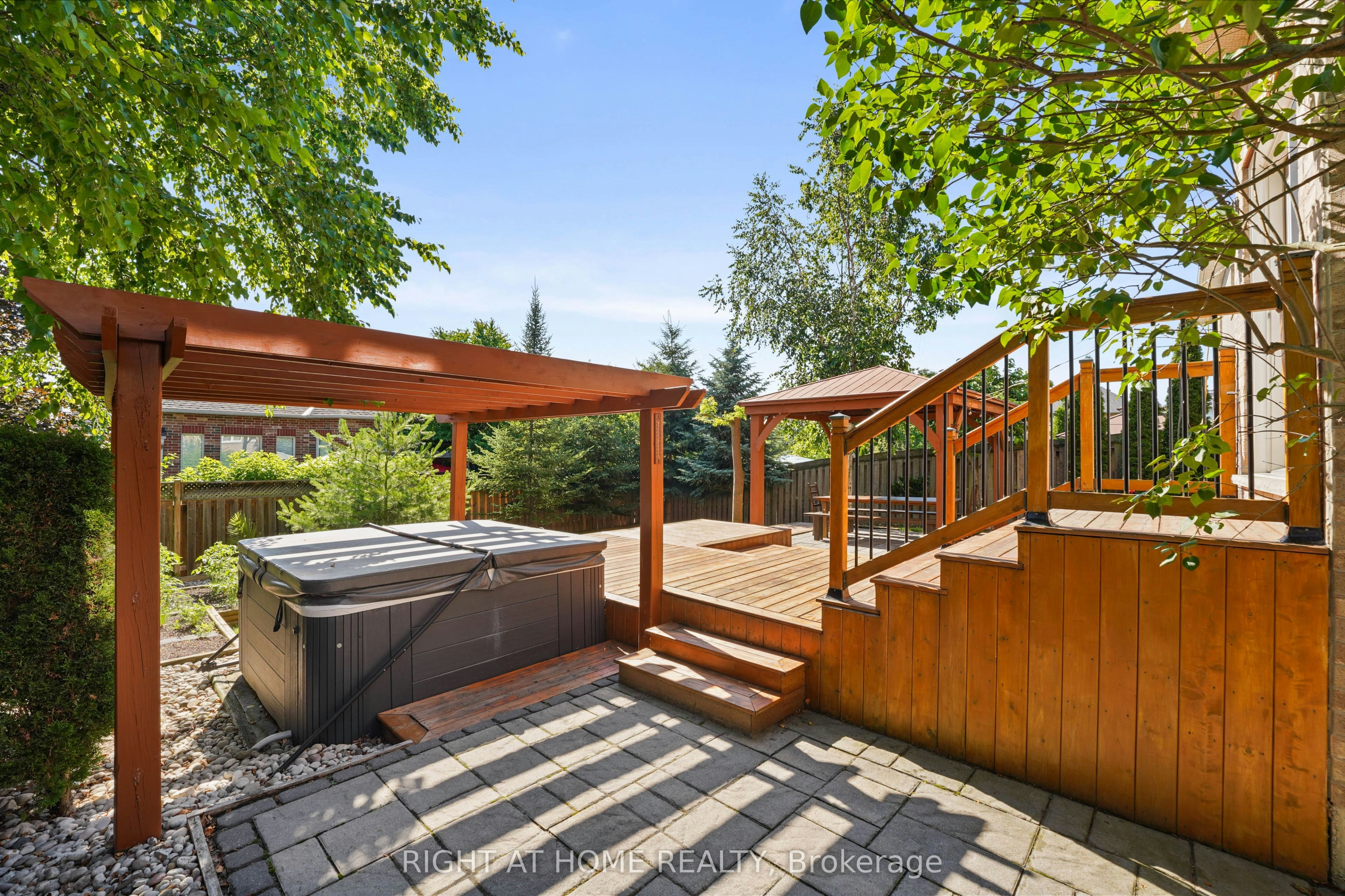87 Newcombe Road N, Hamilton, ON, L9H 0A6 - 29