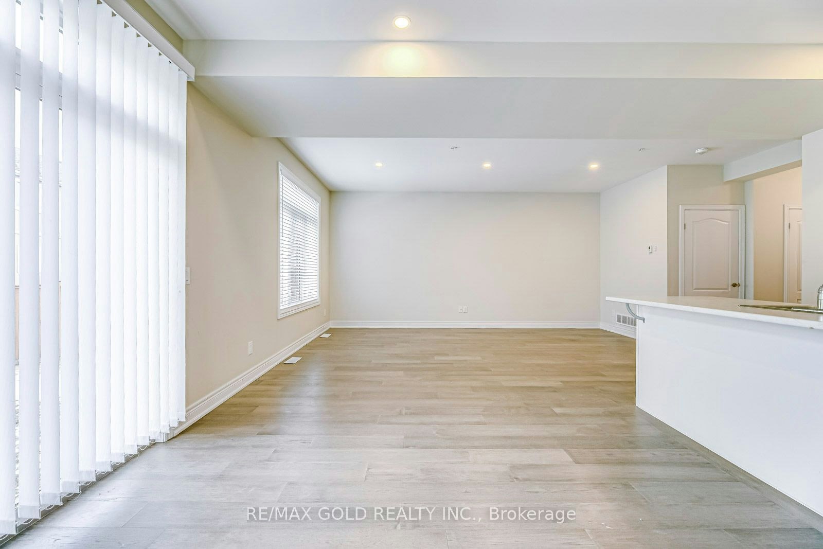 17 Marshall Lane, St. Catharines, ON, L2P 0E8 - 9