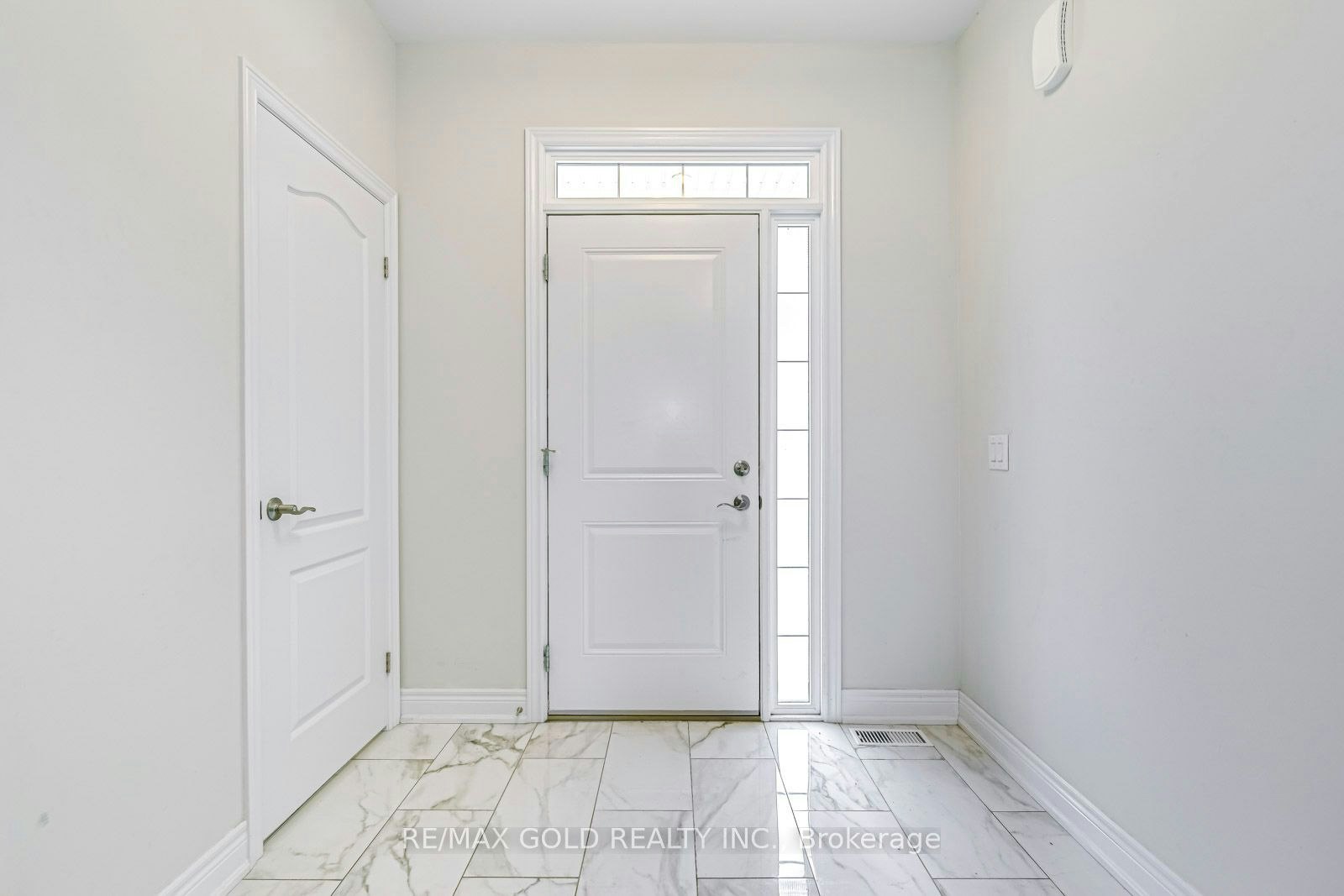 17 Marshall Lane, St. Catharines, ON, L2P 0E8 - 4