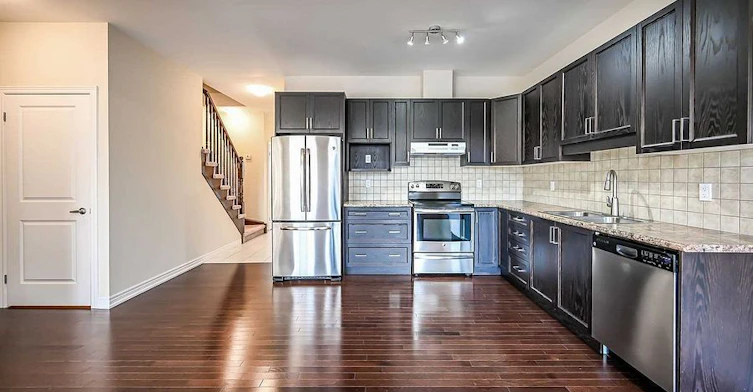 54-380 Lake Street, Grimsby, ON, L3M 0E8 - 2