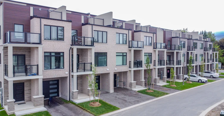 19-292 Vine Street, St. Catharines, ON, L2M 4T3 - 3