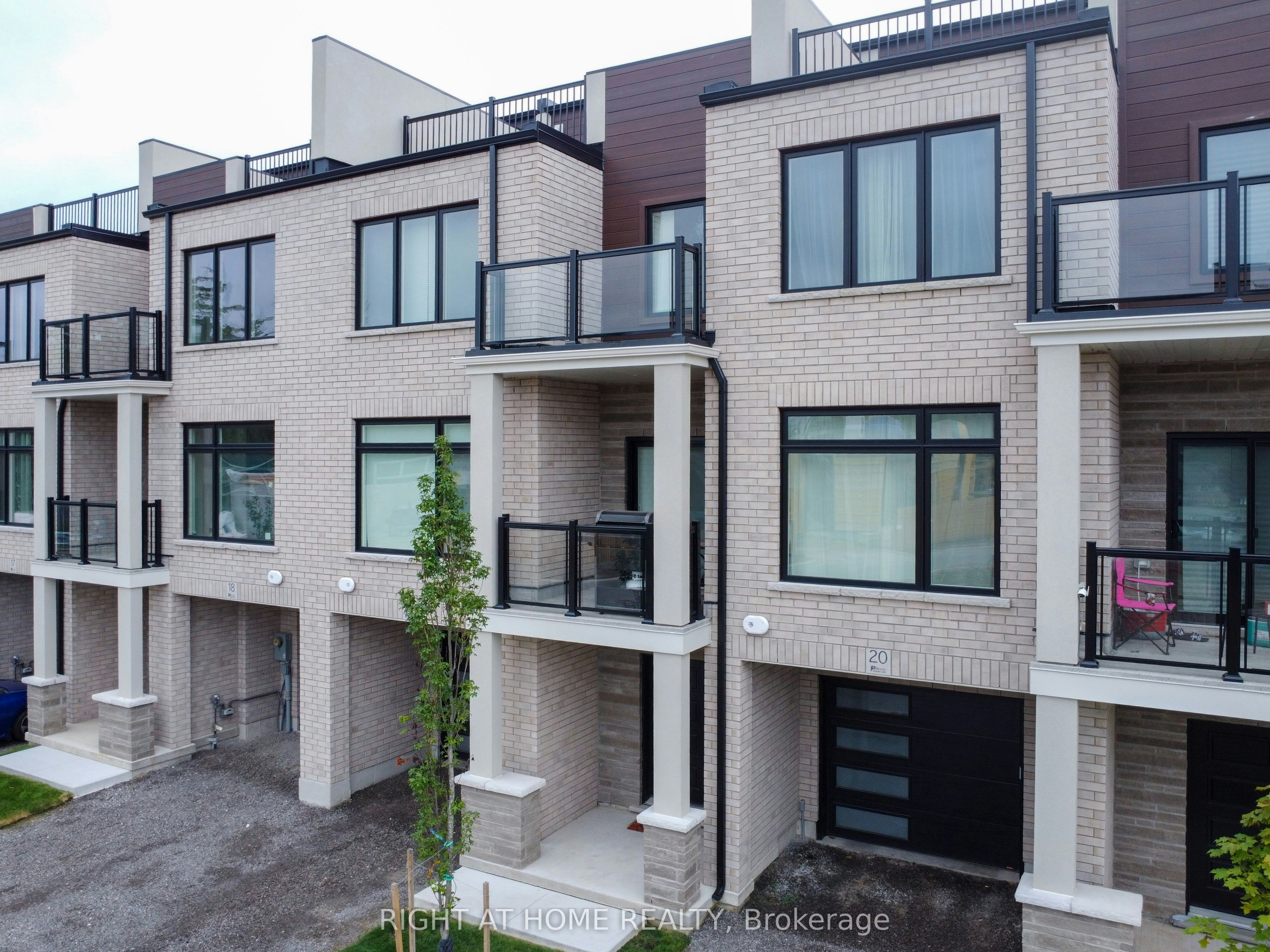 19-292 Vine Street, St. Catharines, ON, L2M 4T3 - 2