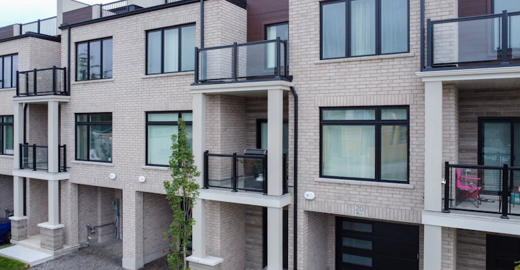 19-292 Vine Street, St. Catharines, ON, L2M 4T3 - 2