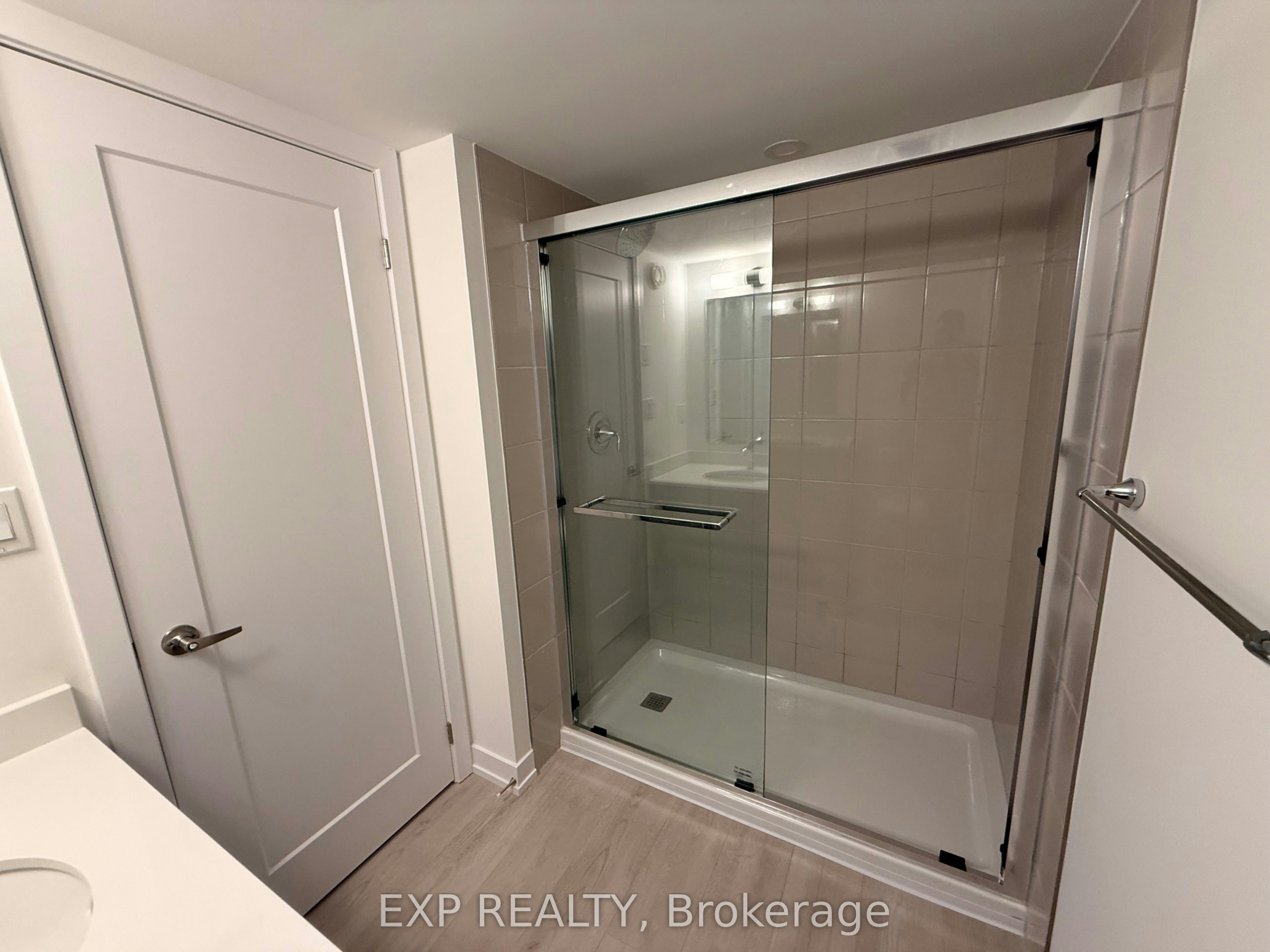 42 Lowes Rd. West Street, Guelph, ON, N1G 0H6 - 17