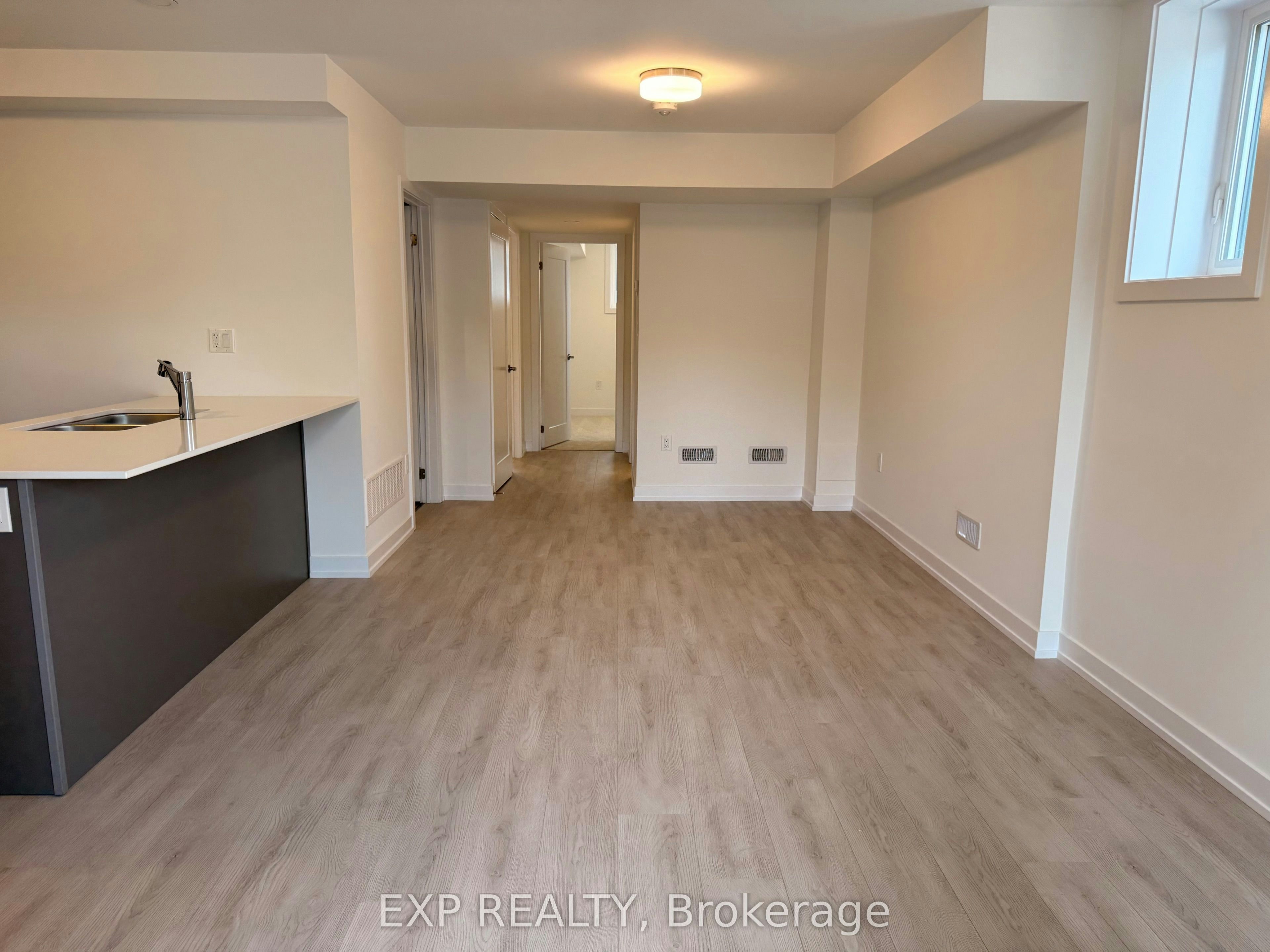 42 Lowes Rd. West Street, Guelph, ON, N1G 0H6 - 12