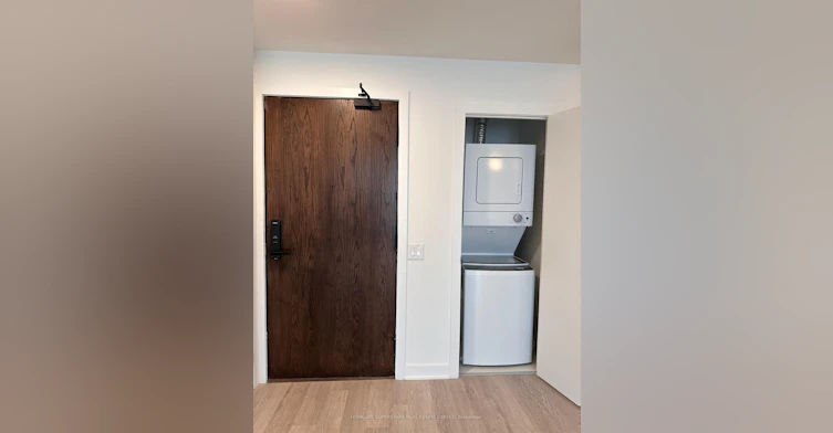 215-2782 Barton Street E, Hamilton, ON, L8E 0L3 - 16
