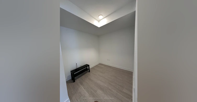 215-2782 Barton Street E, Hamilton, ON, L8E 0L3 - 13
