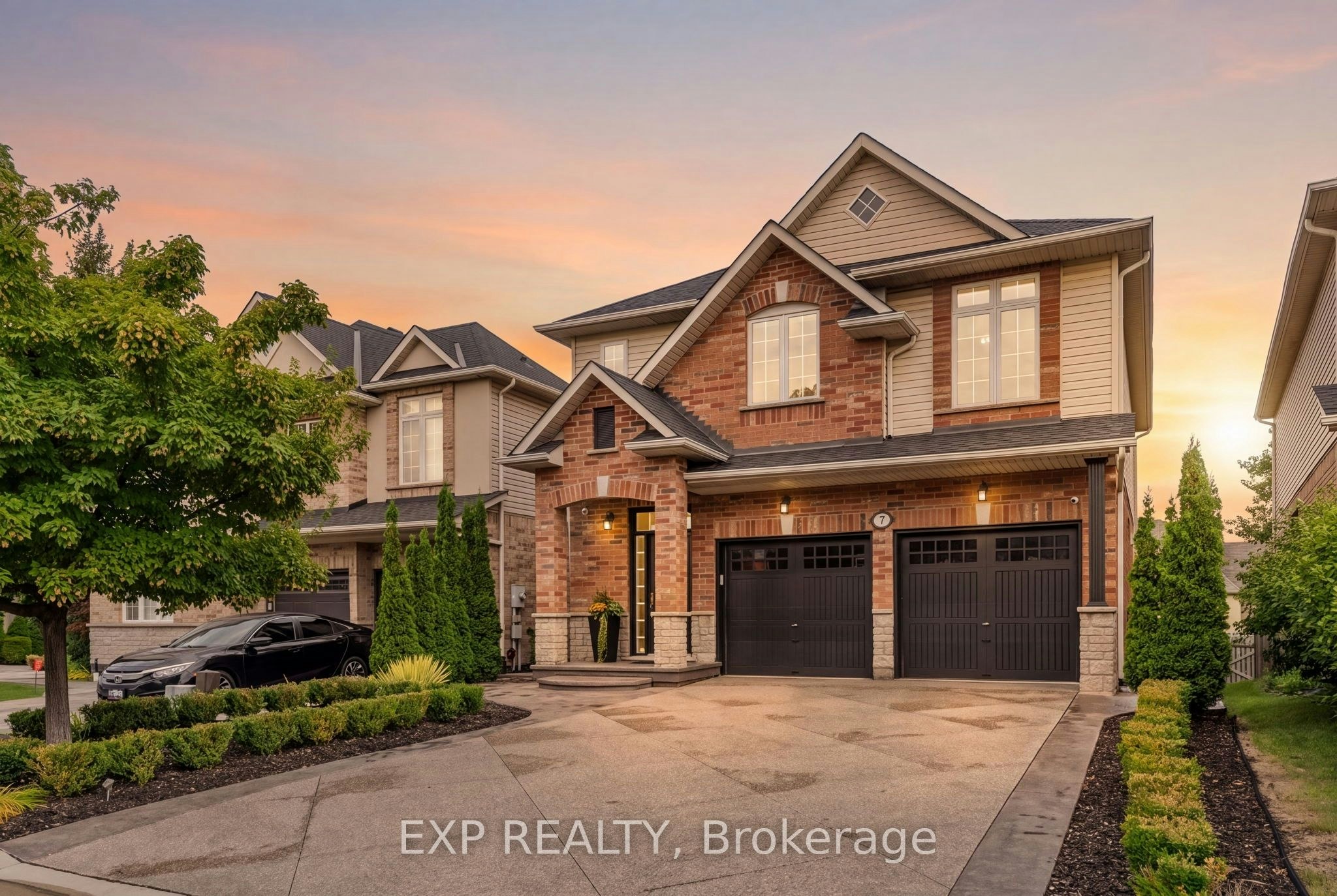 7 Seacove Court, Hamilton, ON, L8E 0B3