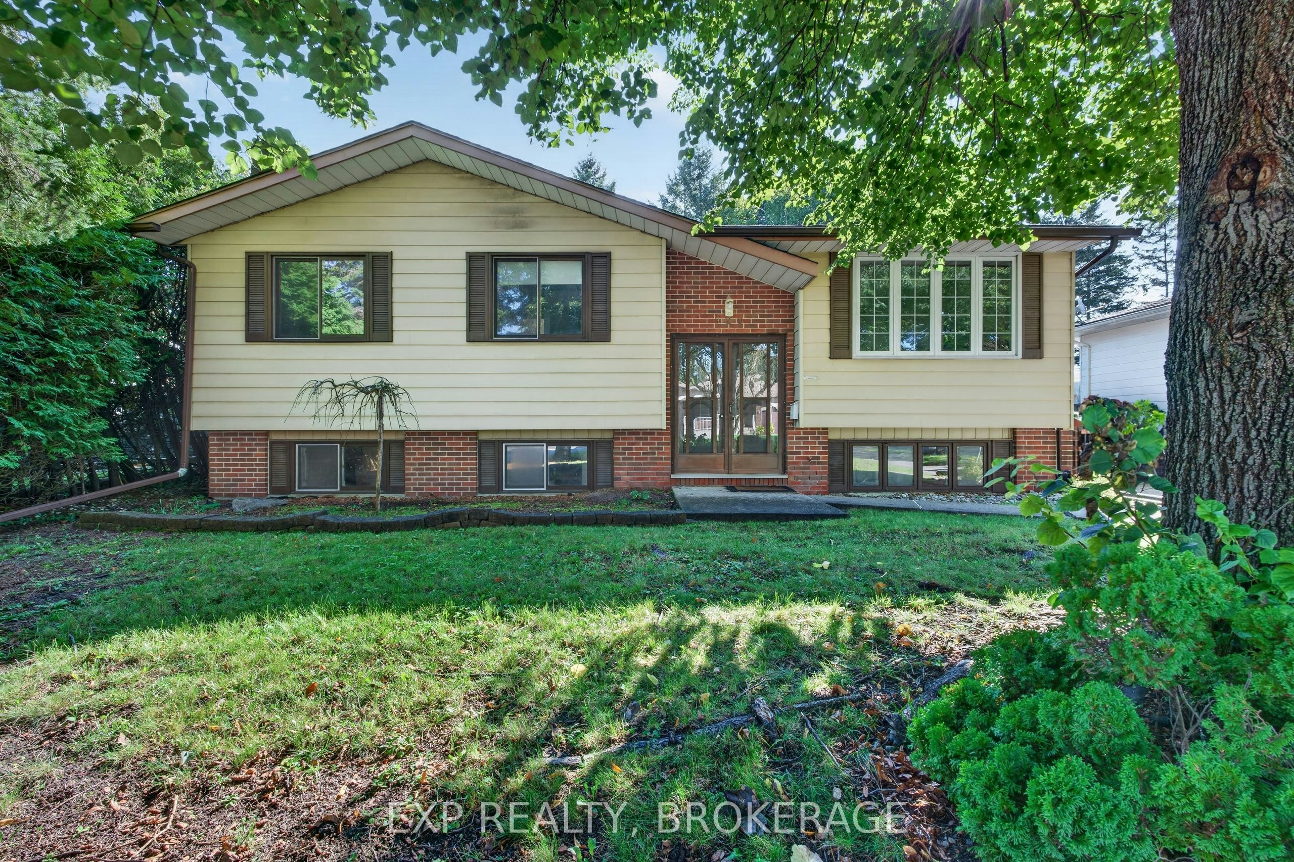 920 Safari Drive, Kingston, ON, K7M 6X5