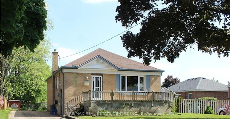 Upper-15 Chelsea Road, Kitchener, ON, N2B 1H7