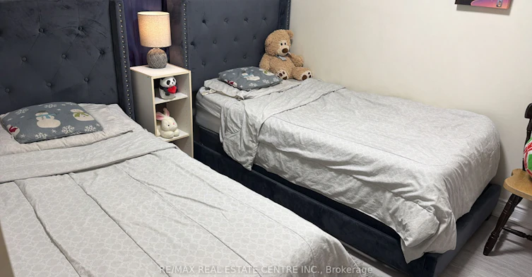 Upper-15 Chelsea Road, Kitchener, ON, N2B 1H7 - 12