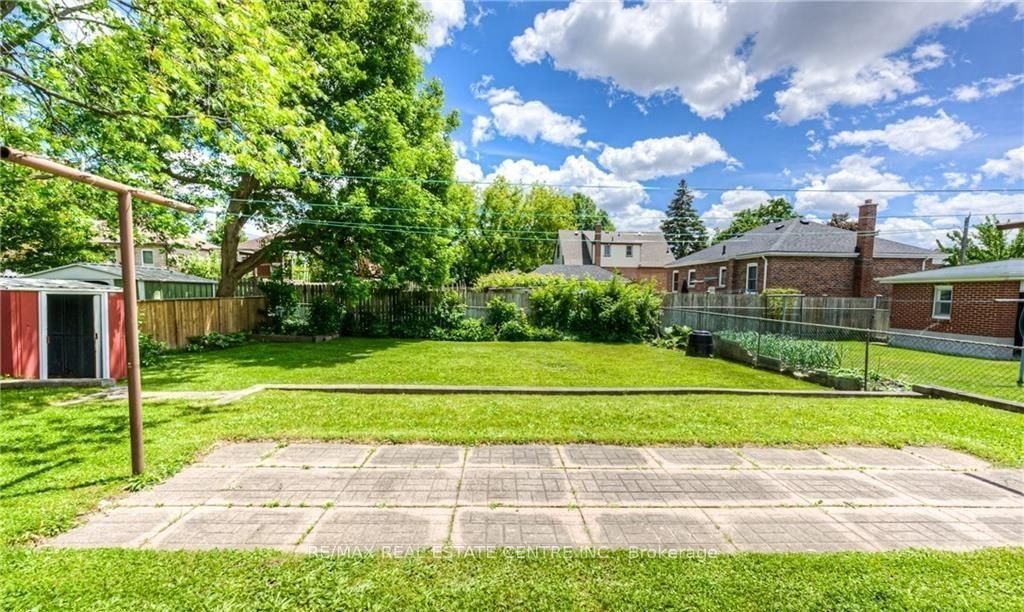 Upper-15 Chelsea Road, Kitchener, ON, N2B 1H7 - 5