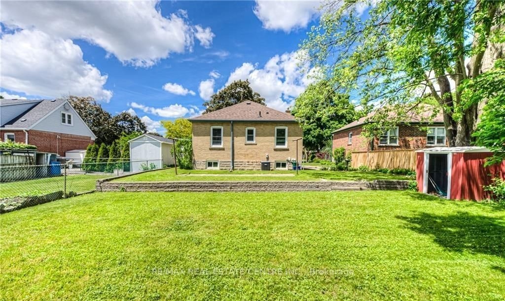 Upper-15 Chelsea Road, Kitchener, ON, N2B 1H7 - 3