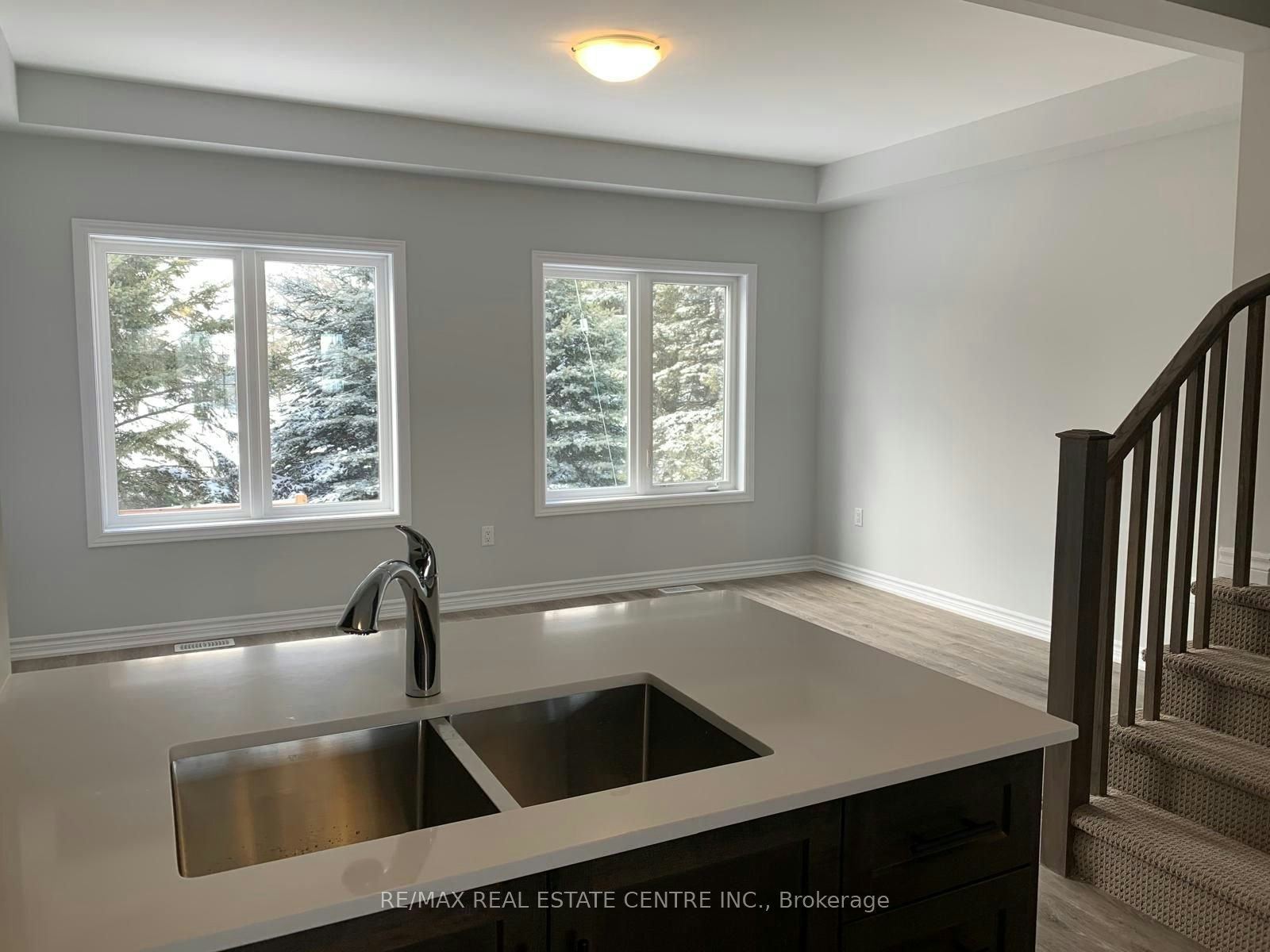 35-124 Compass Trail, Cambridge, ON, N2E 0E3 - 4