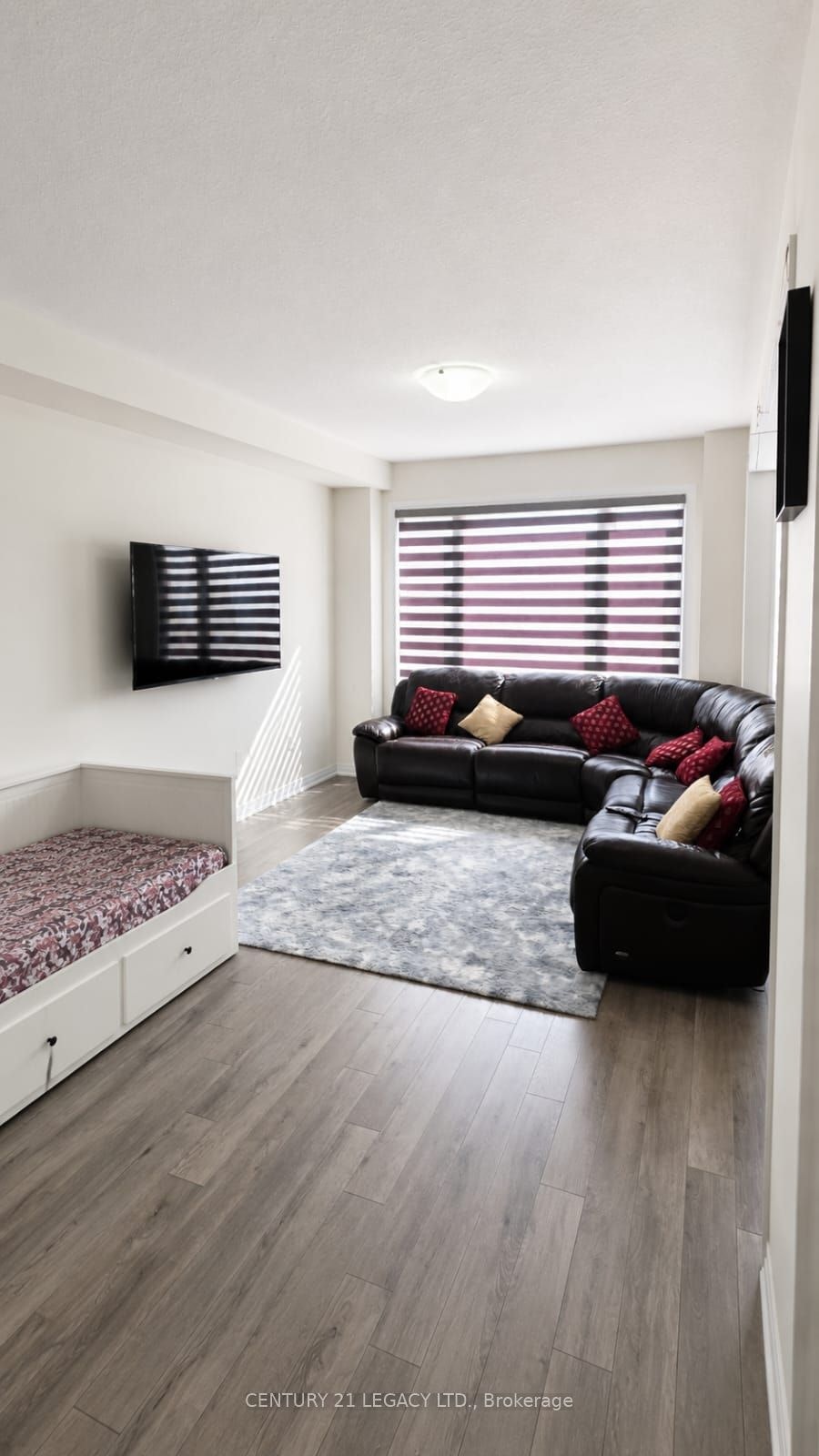 19 Langridge Way, Cambridge, ON, N1S 0E3 - 5