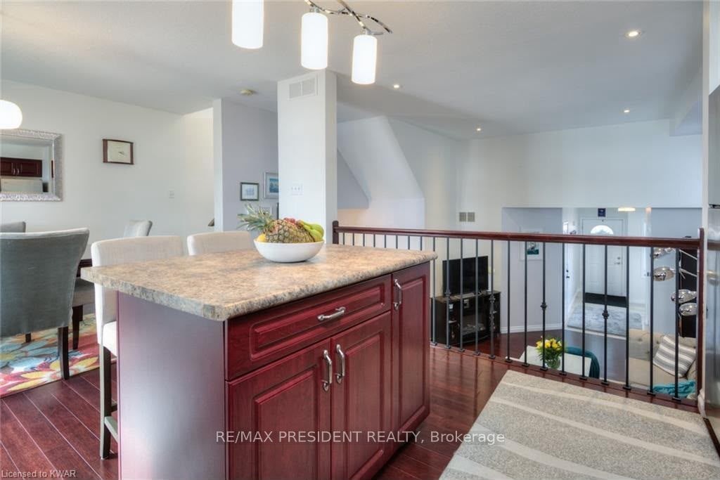 UPPER-54 Periwinkle Street, Kitchener, ON, N2E 4C7 - 4