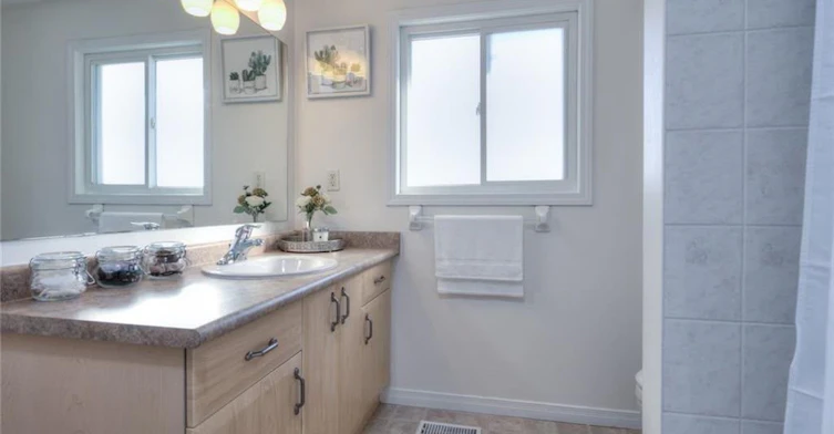 UPPER-54 Periwinkle Street, Kitchener, ON, N2E 4C7 - 18