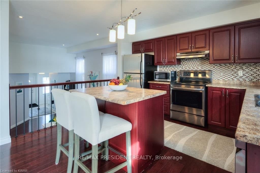 UPPER-54 Periwinkle Street, Kitchener, ON, N2E 4C7 - 6