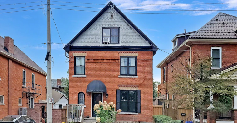 75 Ontario Avenue, Hamilton, ON, L8N 2X1