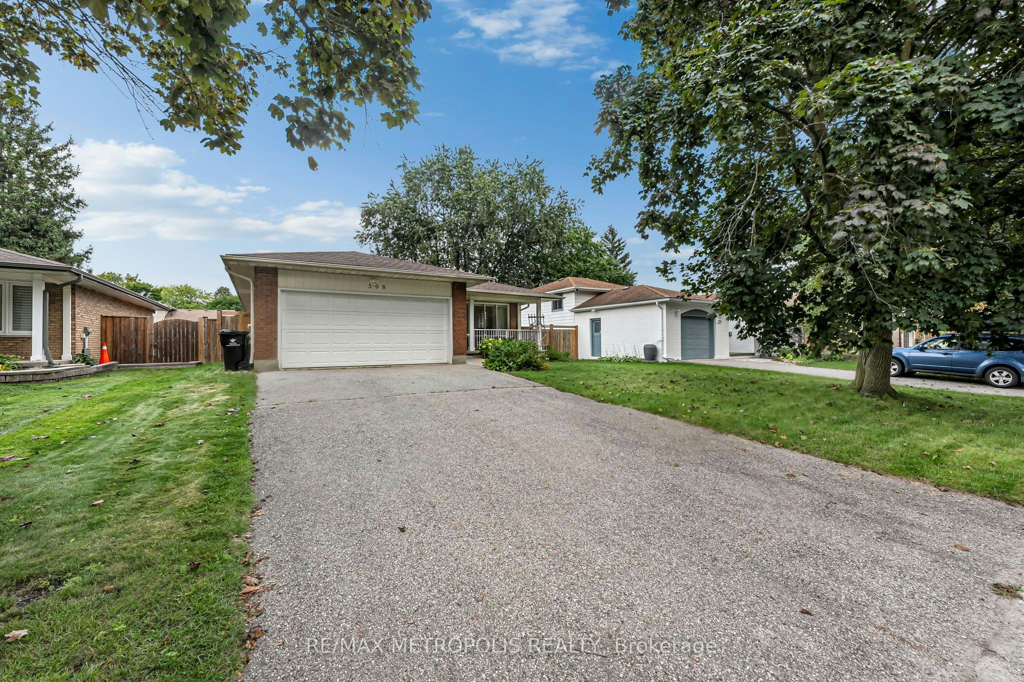 598 Black Oak Crescent, Waterloo, ON, N2V 1A5