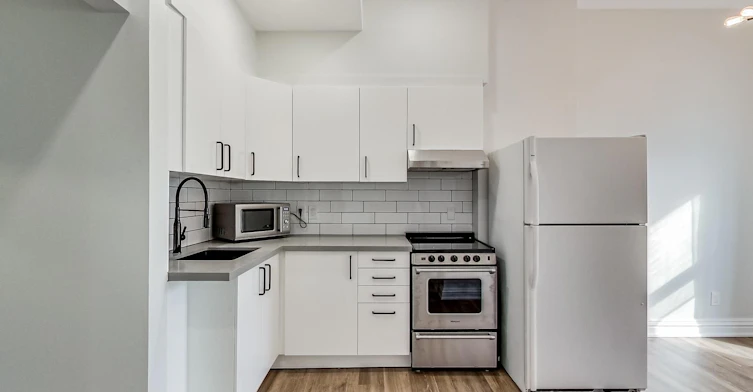2-102 West Avenue S, Hamilton, ON, L8N 2S3 - 7