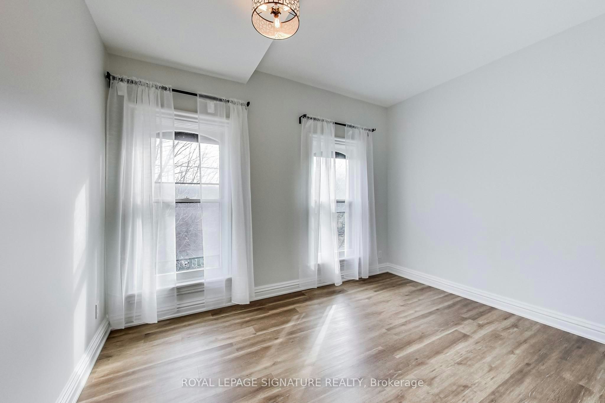 2-102 West Avenue S, Hamilton, ON, L8N 2S3 - 8