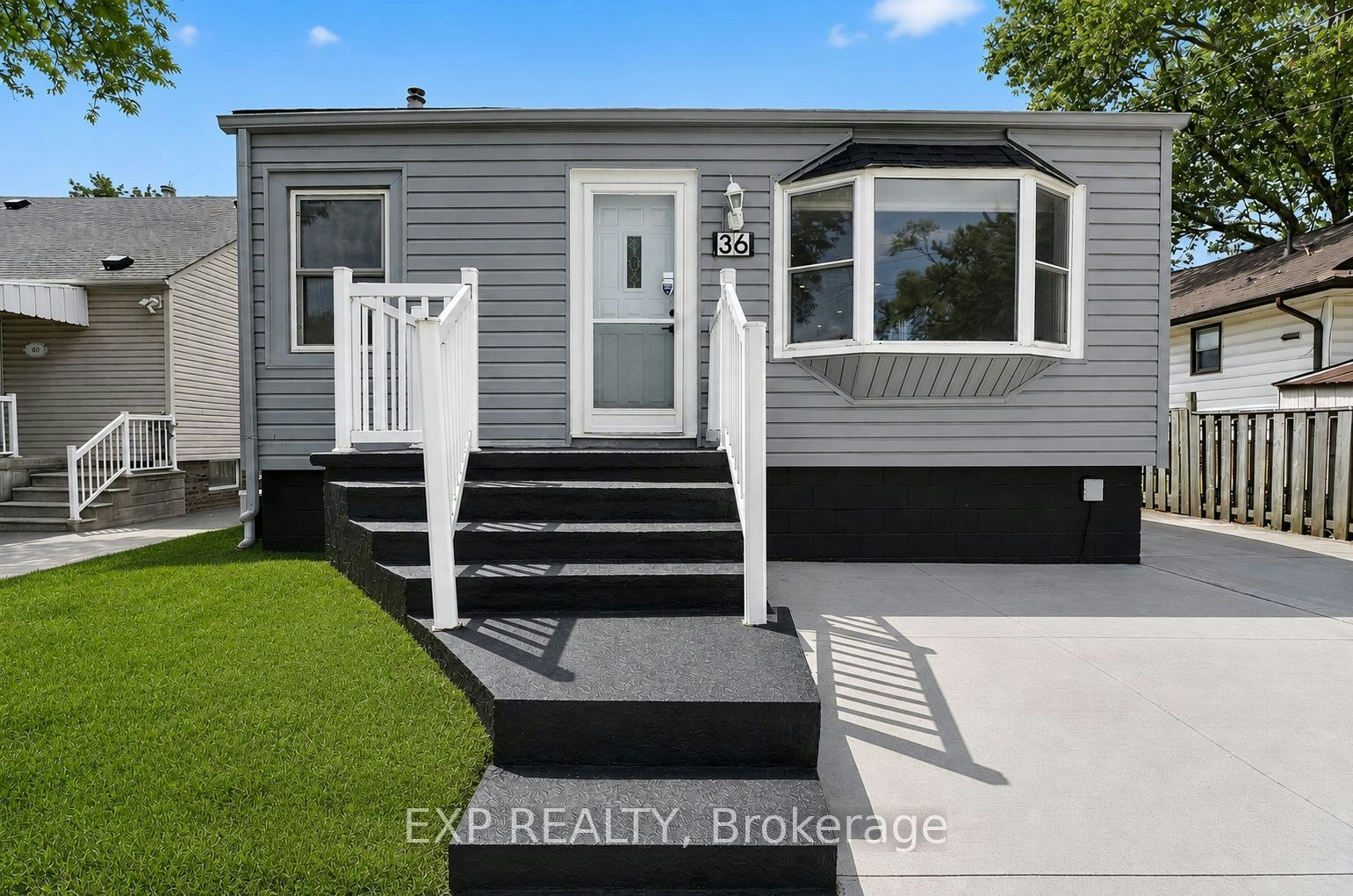 36 Mahony Avenue, Hamilton, ON, L8H 3C5