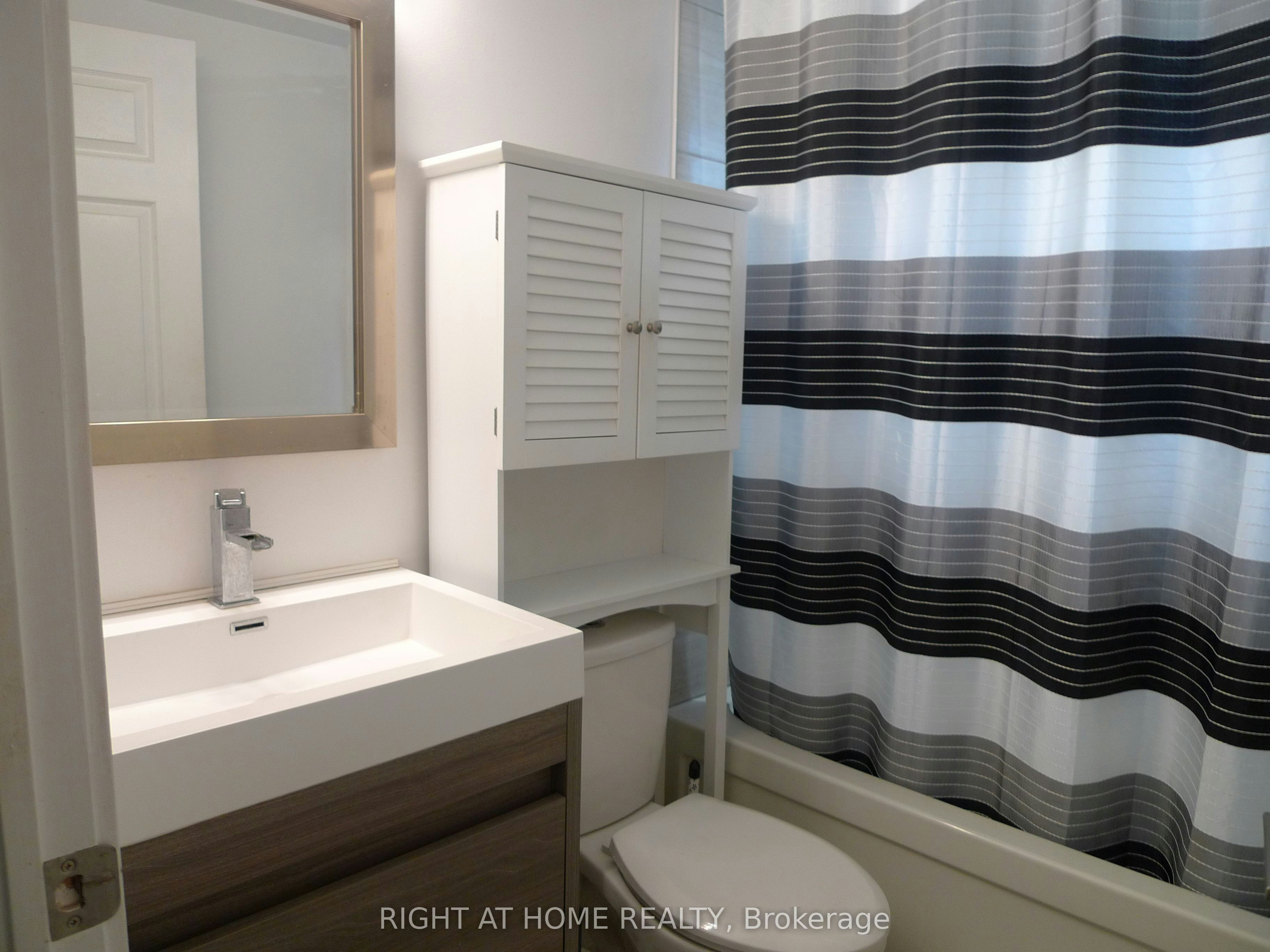 26-2373 King Street E, Hamilton, ON, L8K 1X9 - 23