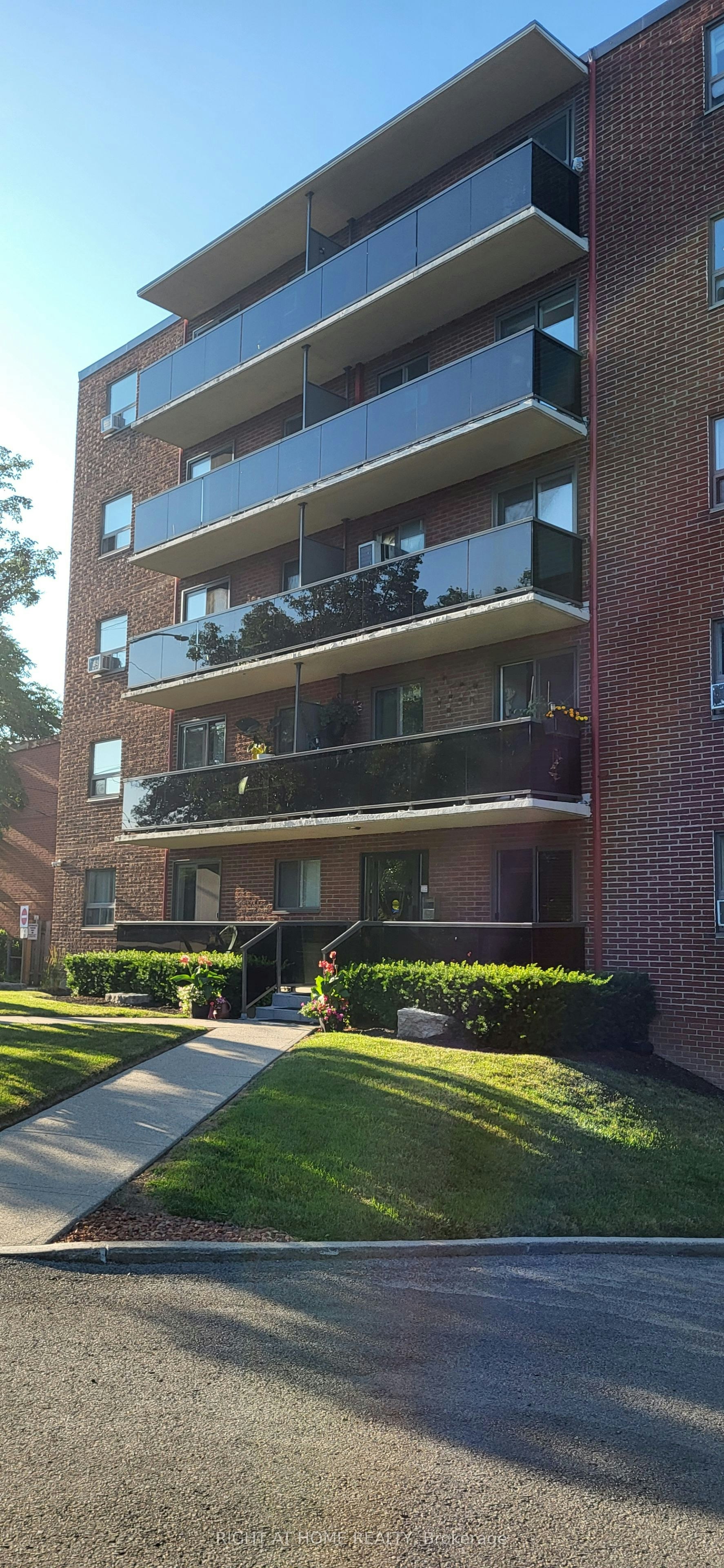 26-2373 King Street E, Hamilton, ON, L8K 1X9 - 32