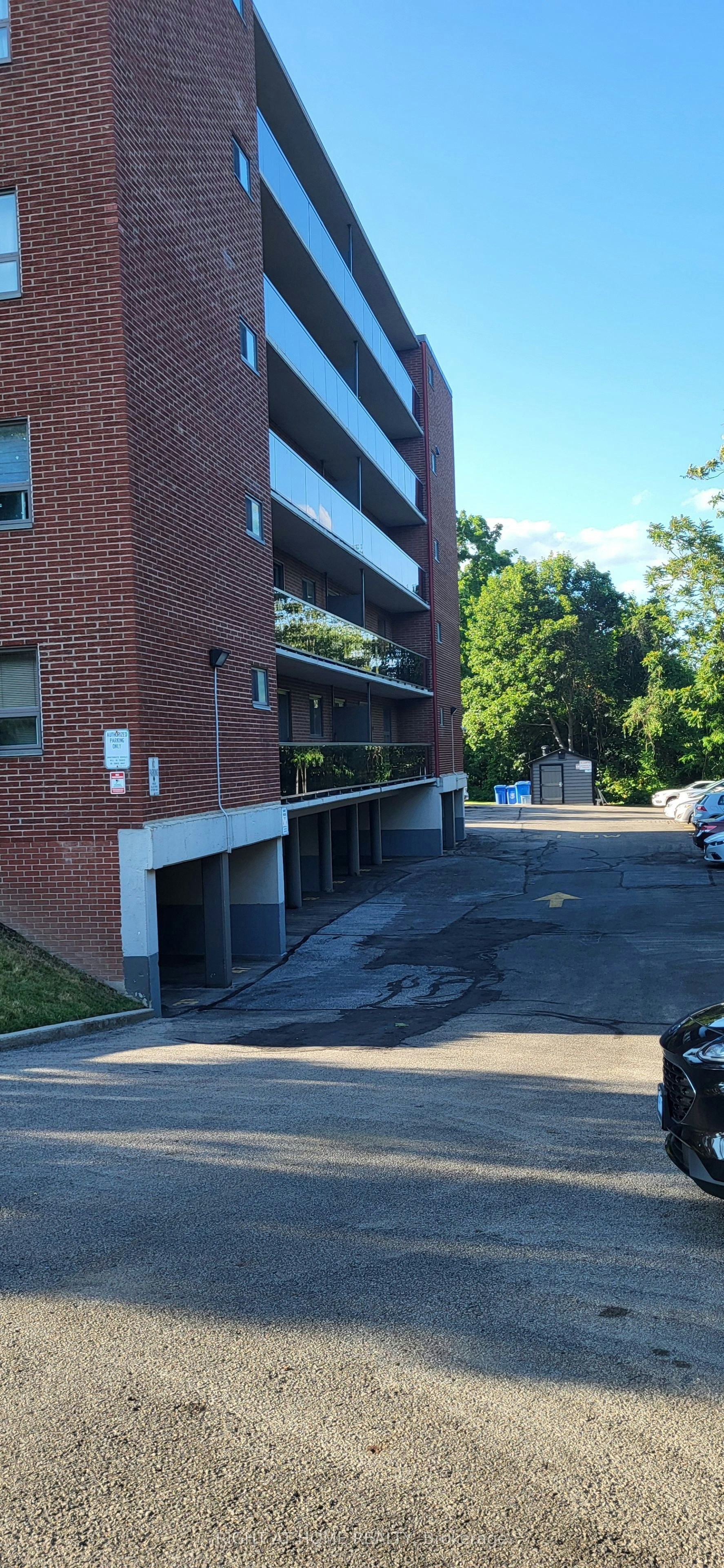26-2373 King Street E, Hamilton, ON, L8K 1X9 - 2