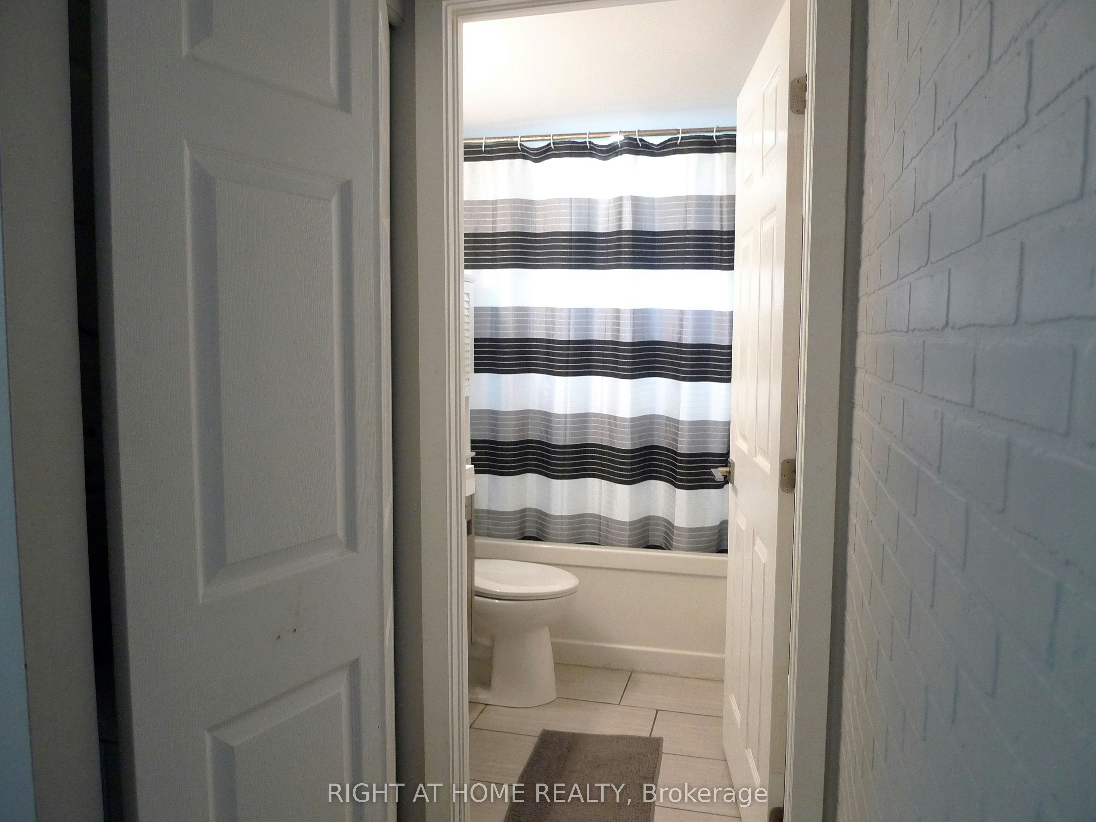 26-2373 King Street E, Hamilton, ON, L8K 1X9 - 24