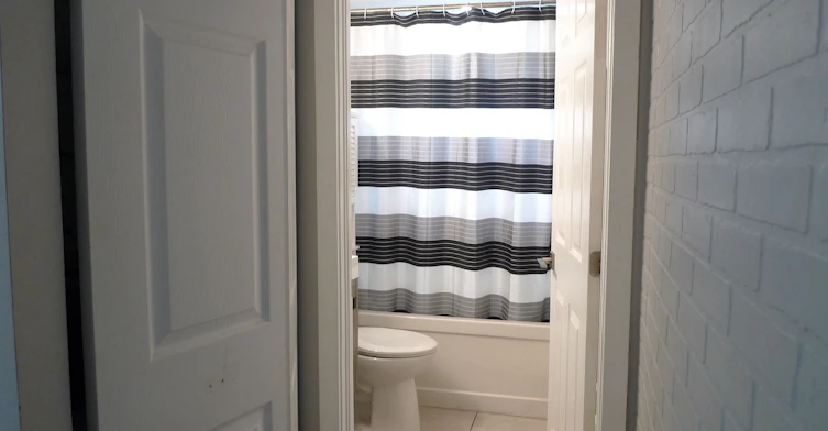 26-2373 King Street E, Hamilton, ON, L8K 1X9 - 24