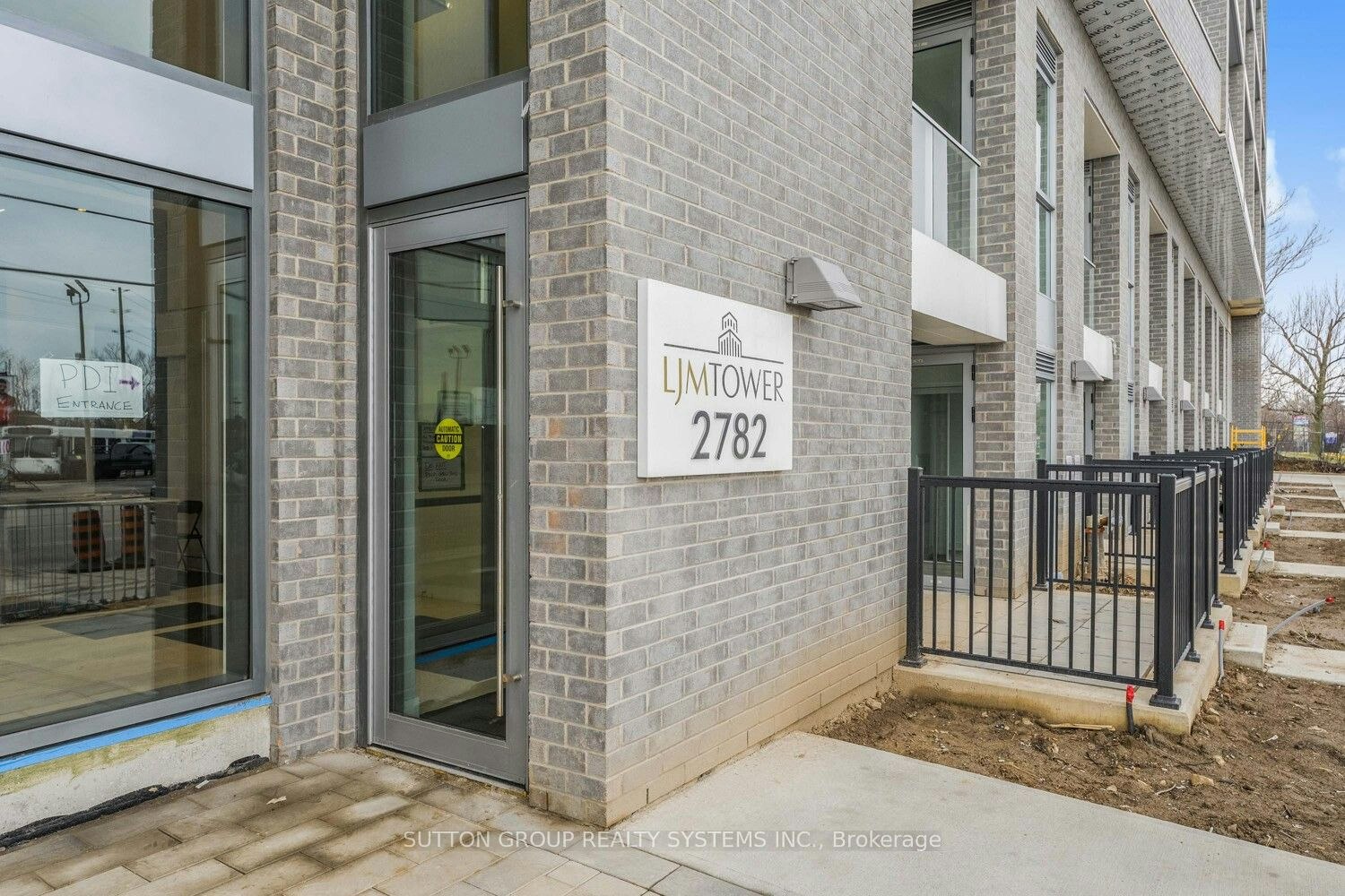 911-2782 Barton Street E, Hamilton, ON, L8E 0L3 - 3
