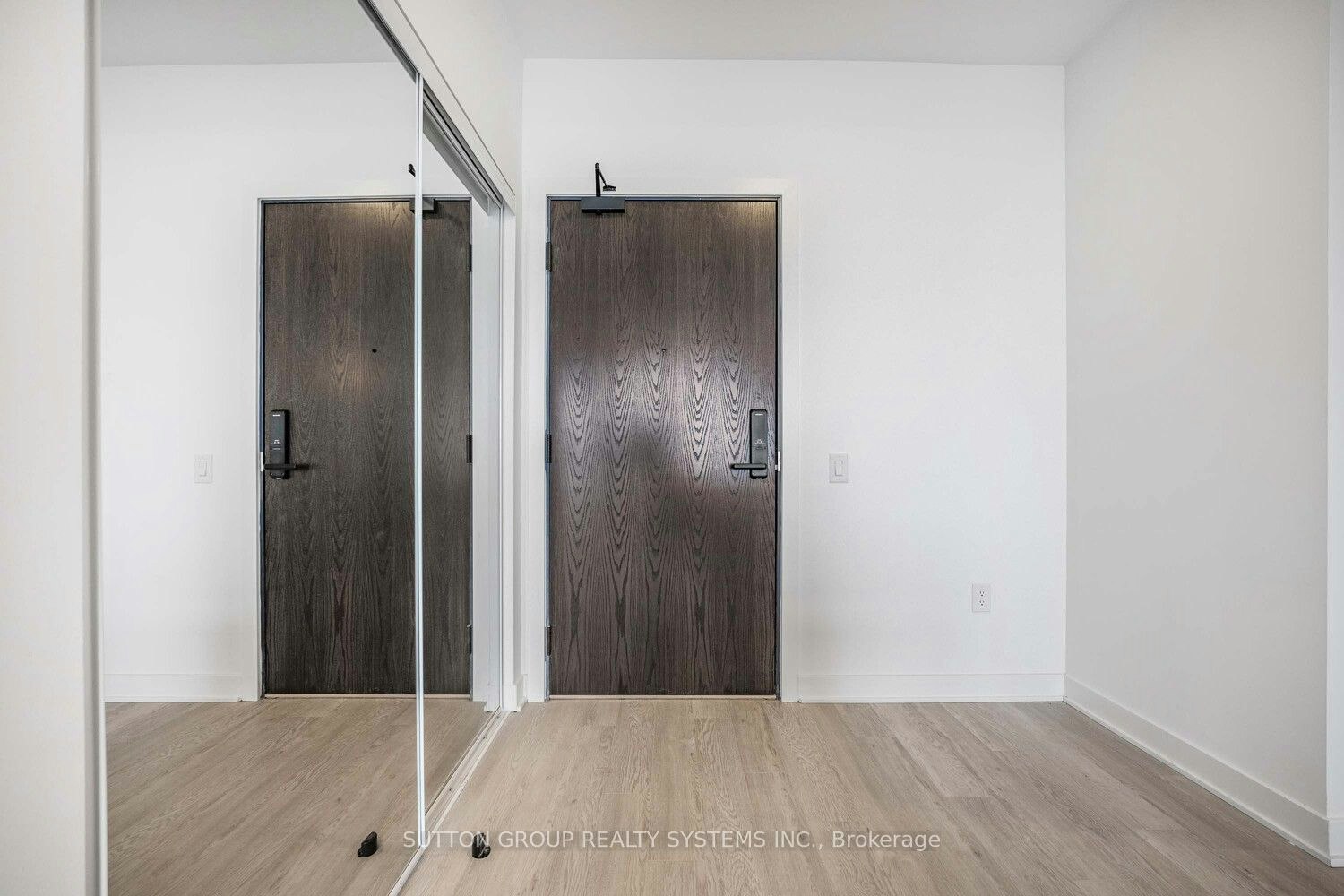 911-2782 Barton Street E, Hamilton, ON, L8E 0L3 - 5