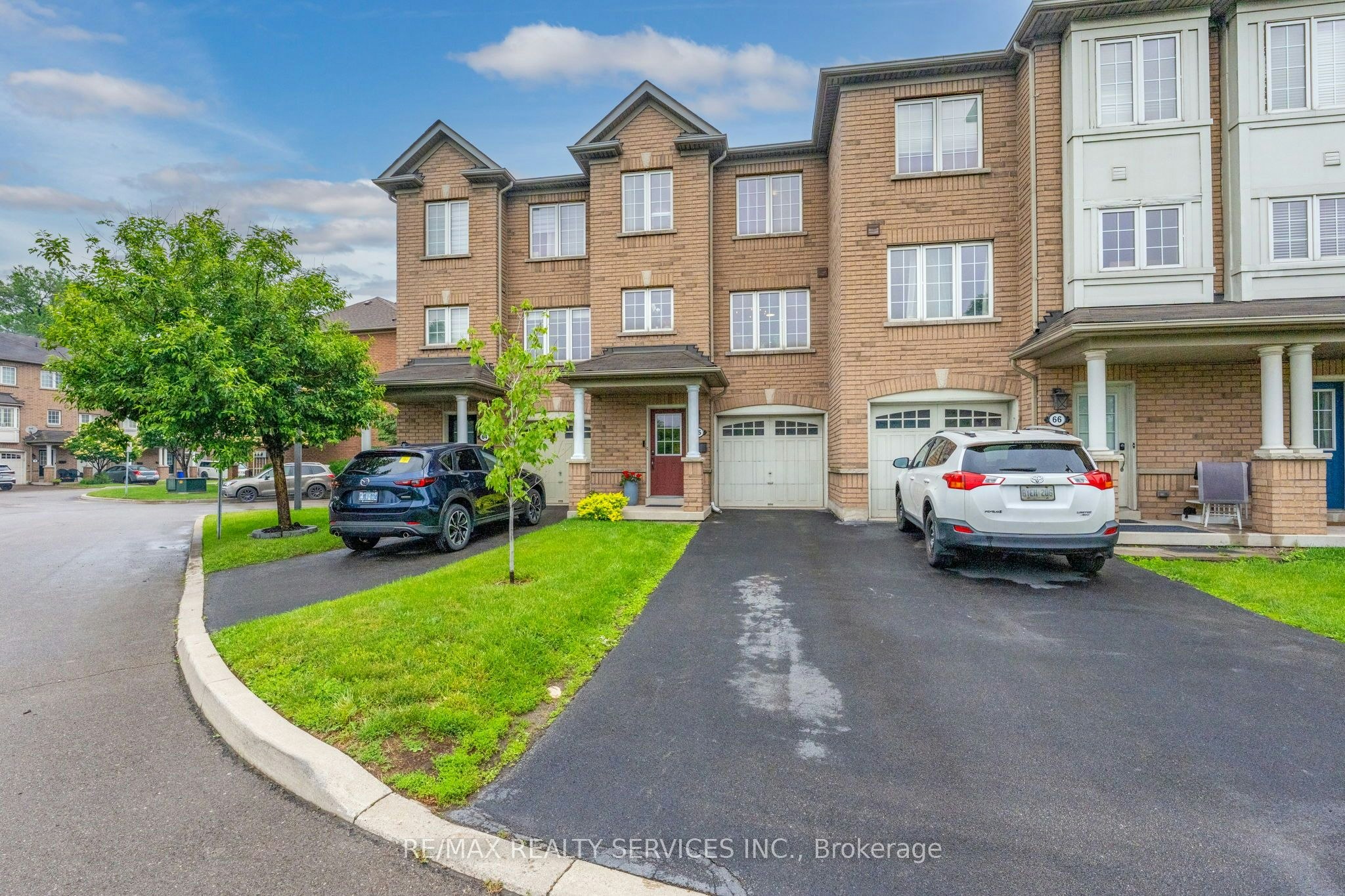 65-470 Beach Boulevard, Hamilton, ON, L8H 6X2