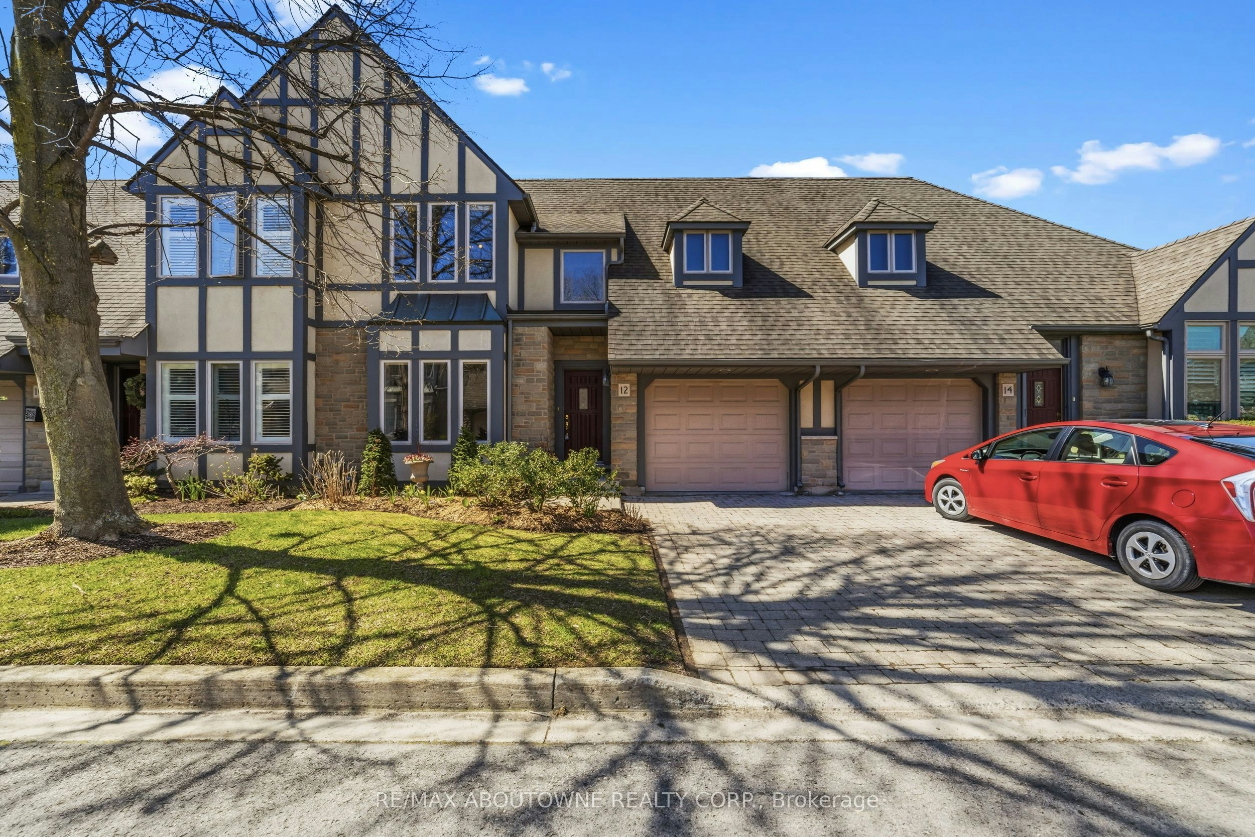 12-575 Simcoe Street, Niagara-on-the-Lake, ON, L0S 1J0