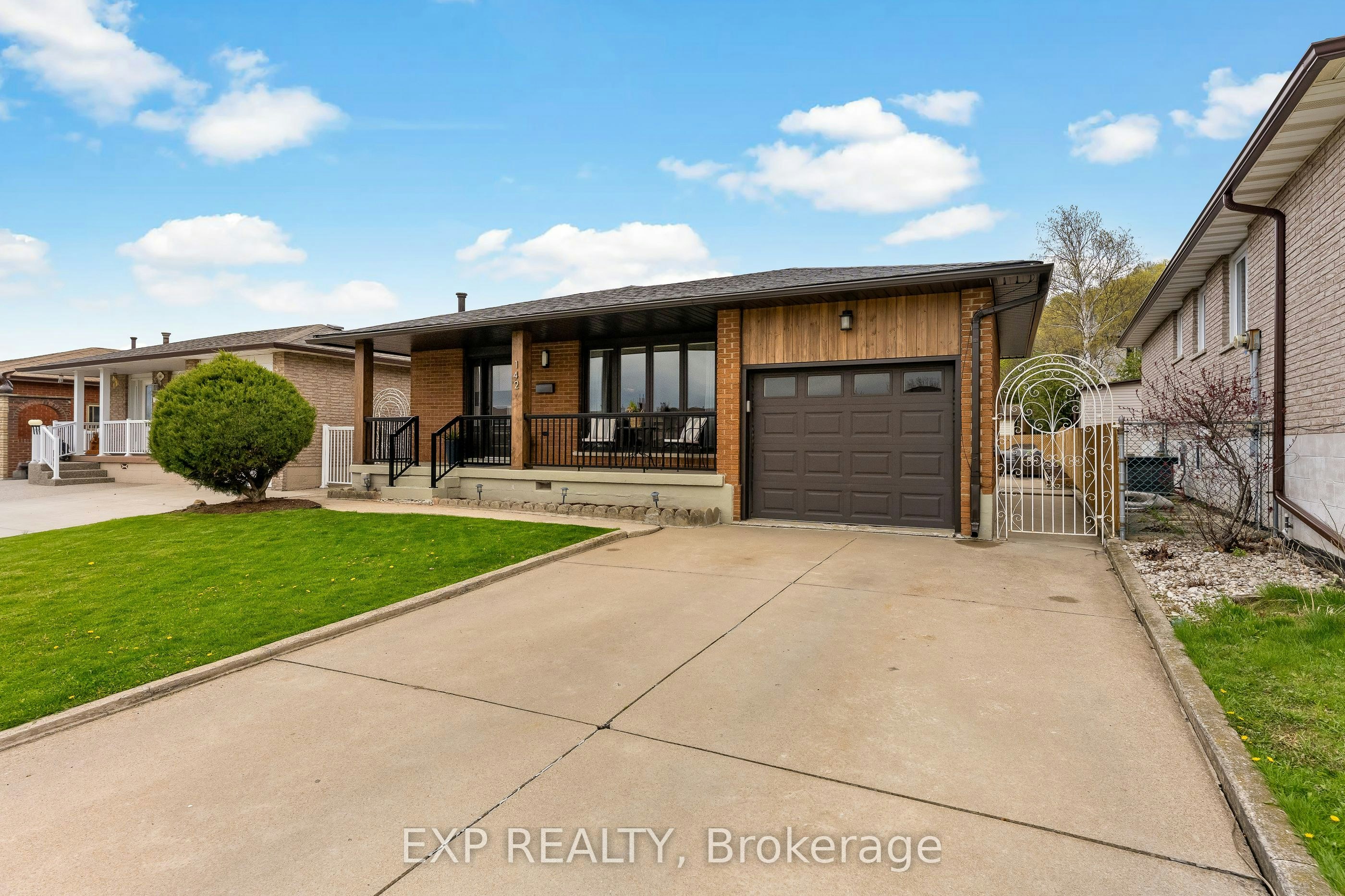 142 Marcella Crescent, Hamilton, ON, L8K 6G3