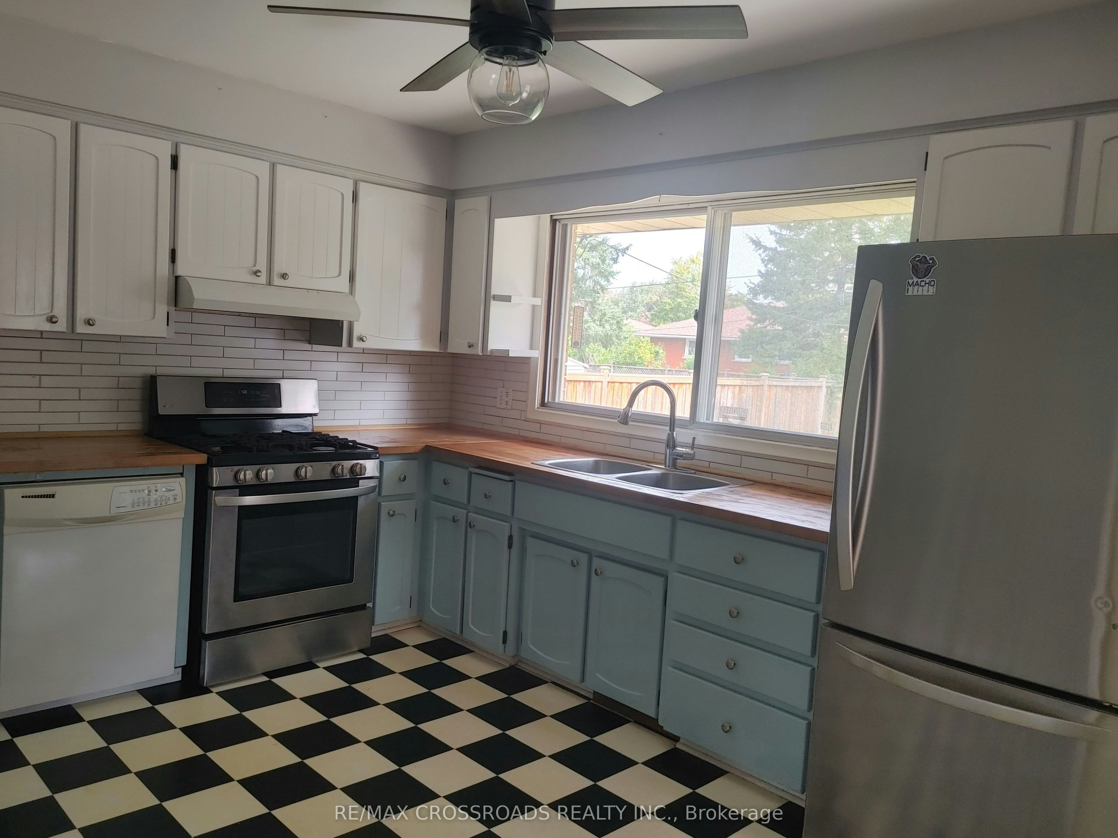 23 Strathmere Place, Guelph, ON, N1H 5L7 - 7