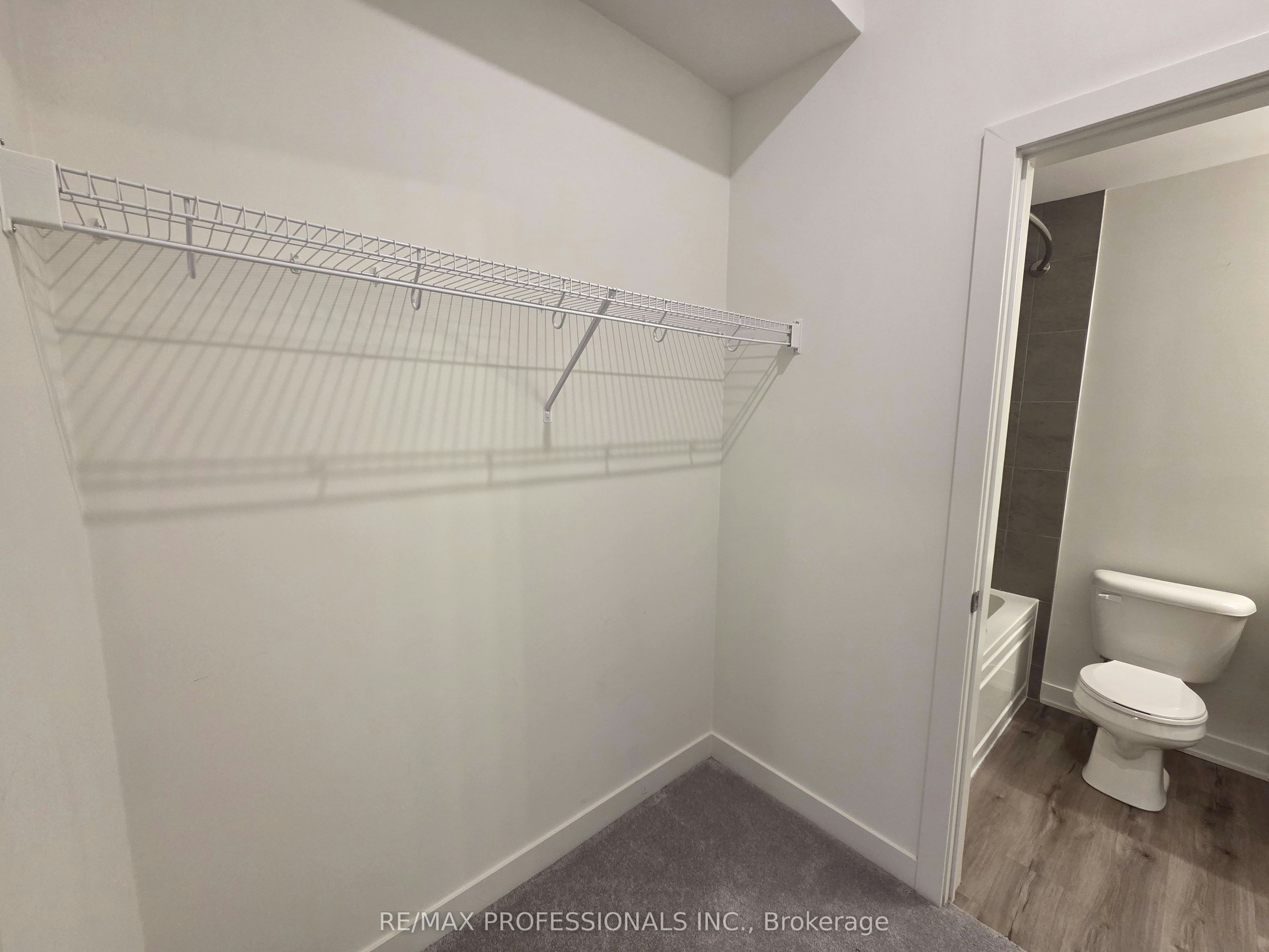 132-110 Fergus Avenue, Kitchener, ON, N2A 0K9 - 13