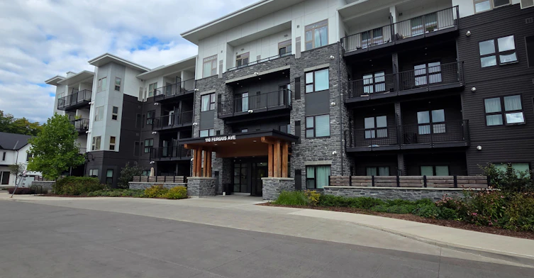 132-110 Fergus Avenue, Kitchener, ON, N2A 0K9