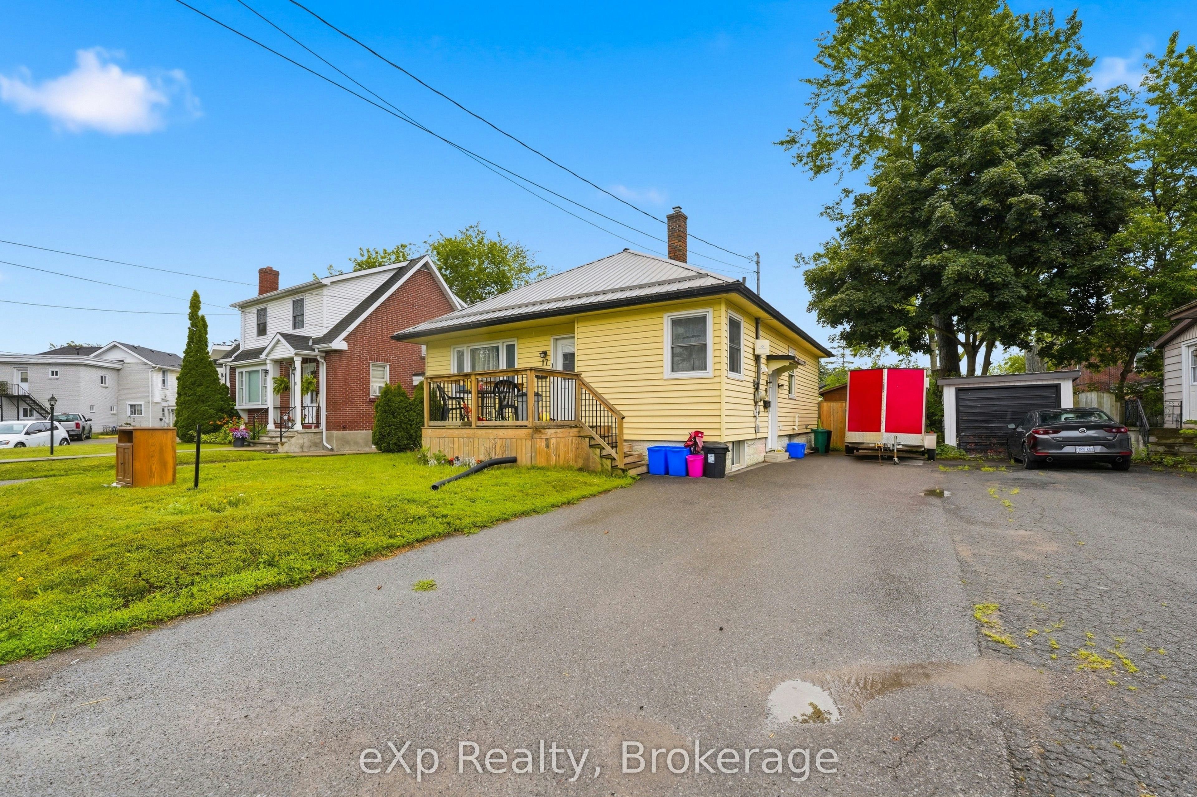 17 Burton Street, Belleville, ON, K8P 1E5
