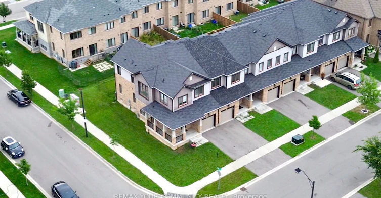2 Prestwick Street, Hamilton, ON, L8J 0K7 - 25